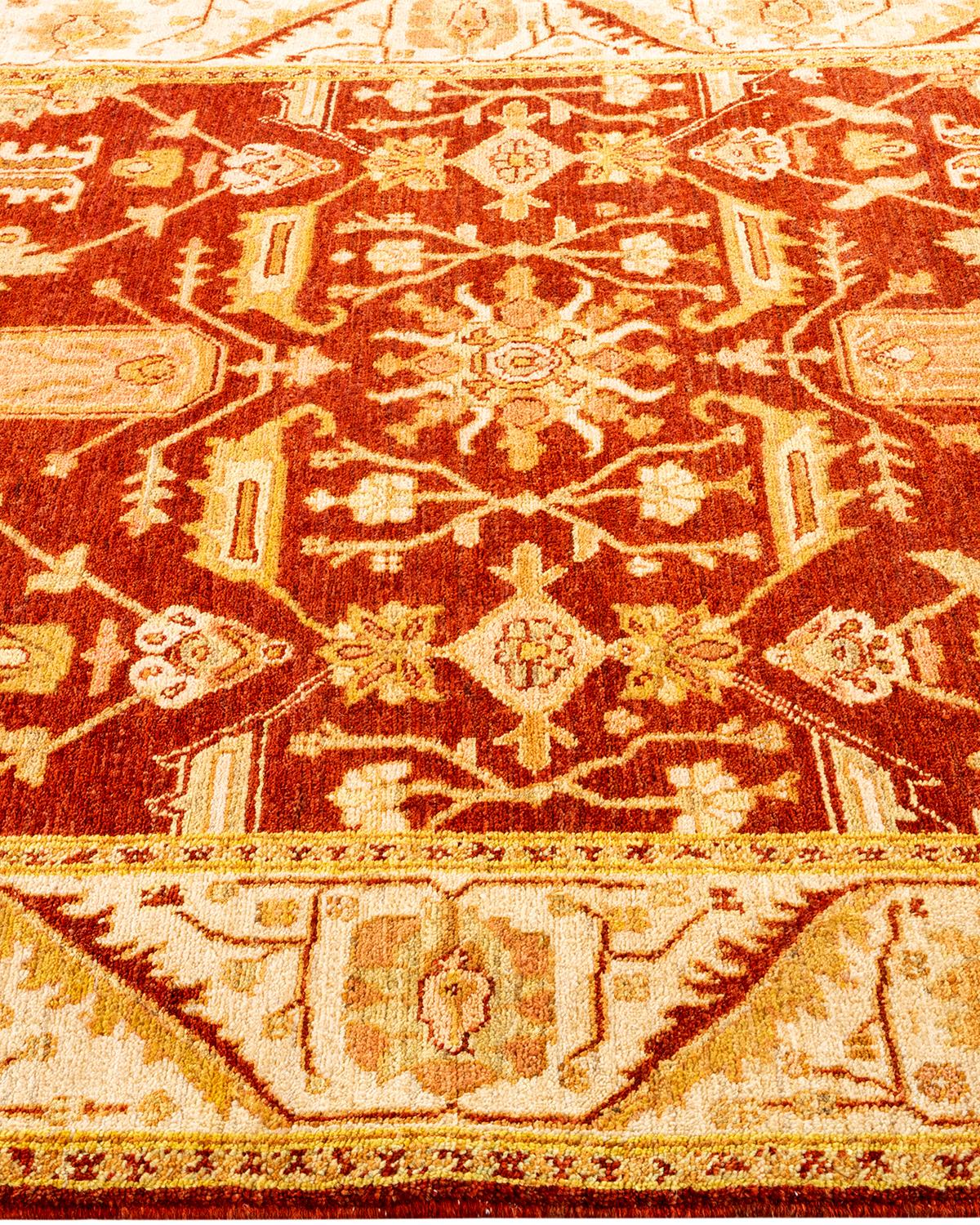 Contemporary Floral Hand Knotted Wool Red Area Rug In New Condition For Sale In Norwalk, CT