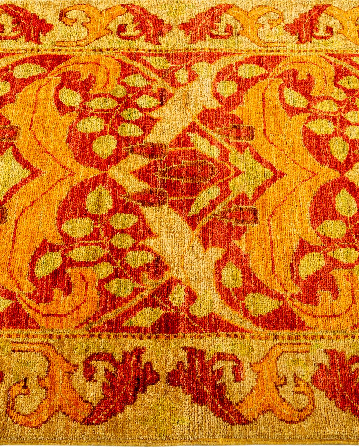 Contemporary Floral Hand Knotted Wool Yellow Runner In New Condition For Sale In Norwalk, CT