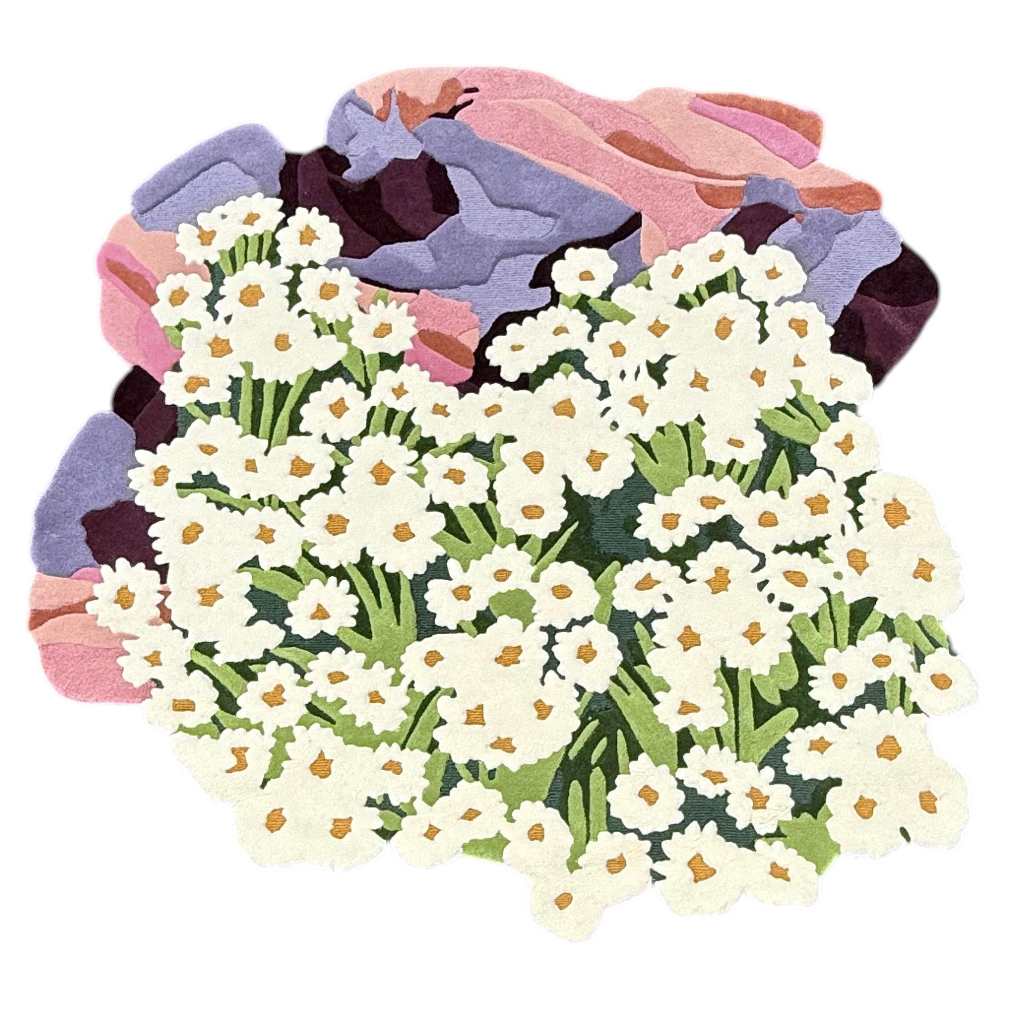 Zeitgenössischer handgetufteter Blumenteppich mit geschichtetem botanischem Design in zarten Pastelltönen im Angebot