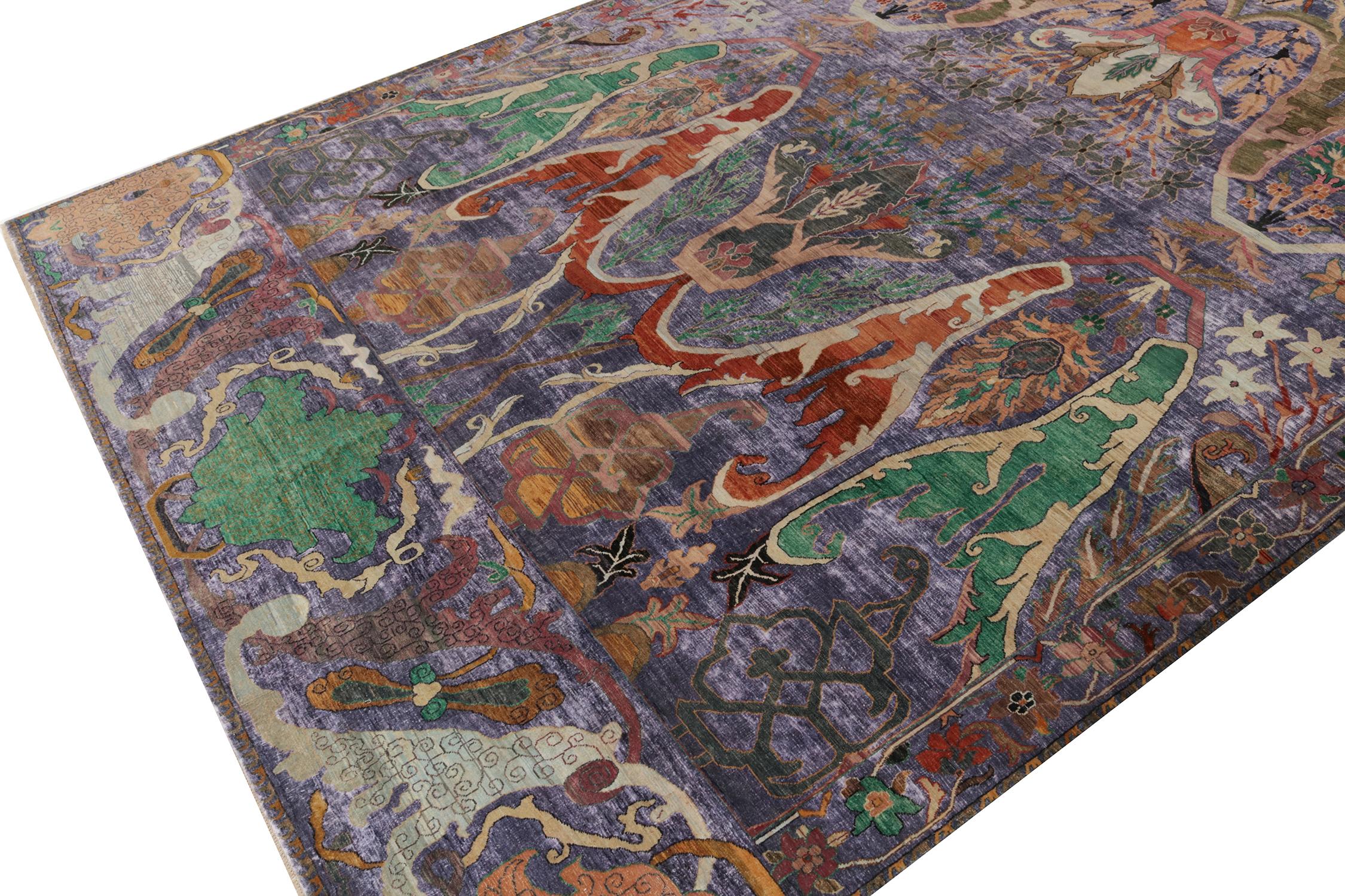 Noué à la main Tapis et tapis floral contemporain de Kilim à motifs floraux violet, vert et rouge en vente