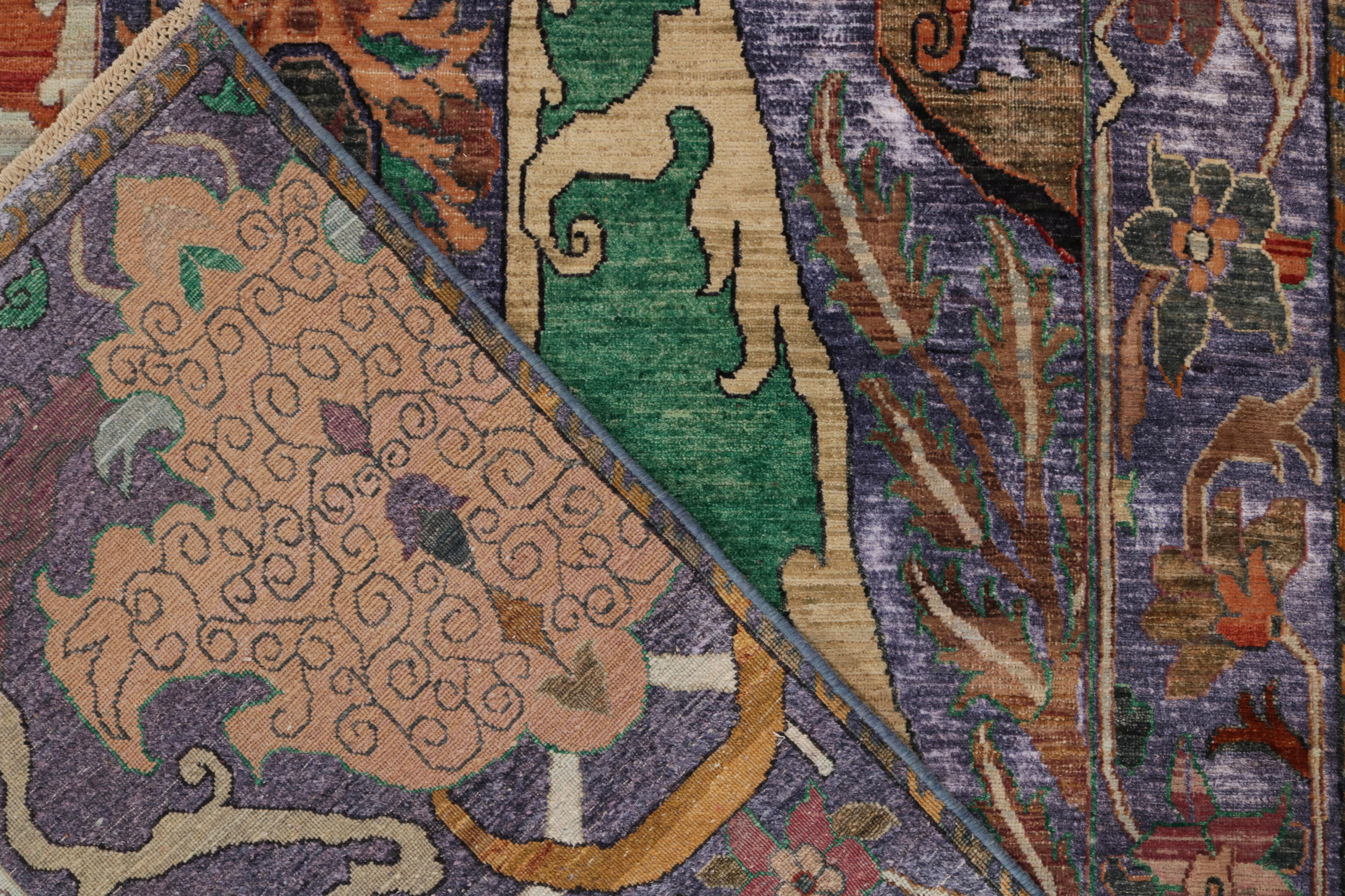 Laine Tapis et tapis floral contemporain de Kilim à motifs floraux violet, vert et rouge en vente
