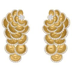 Contemporary Floral SI/H 4.47 Carat Diamond 18K Yellow Gold Dangle Earrings