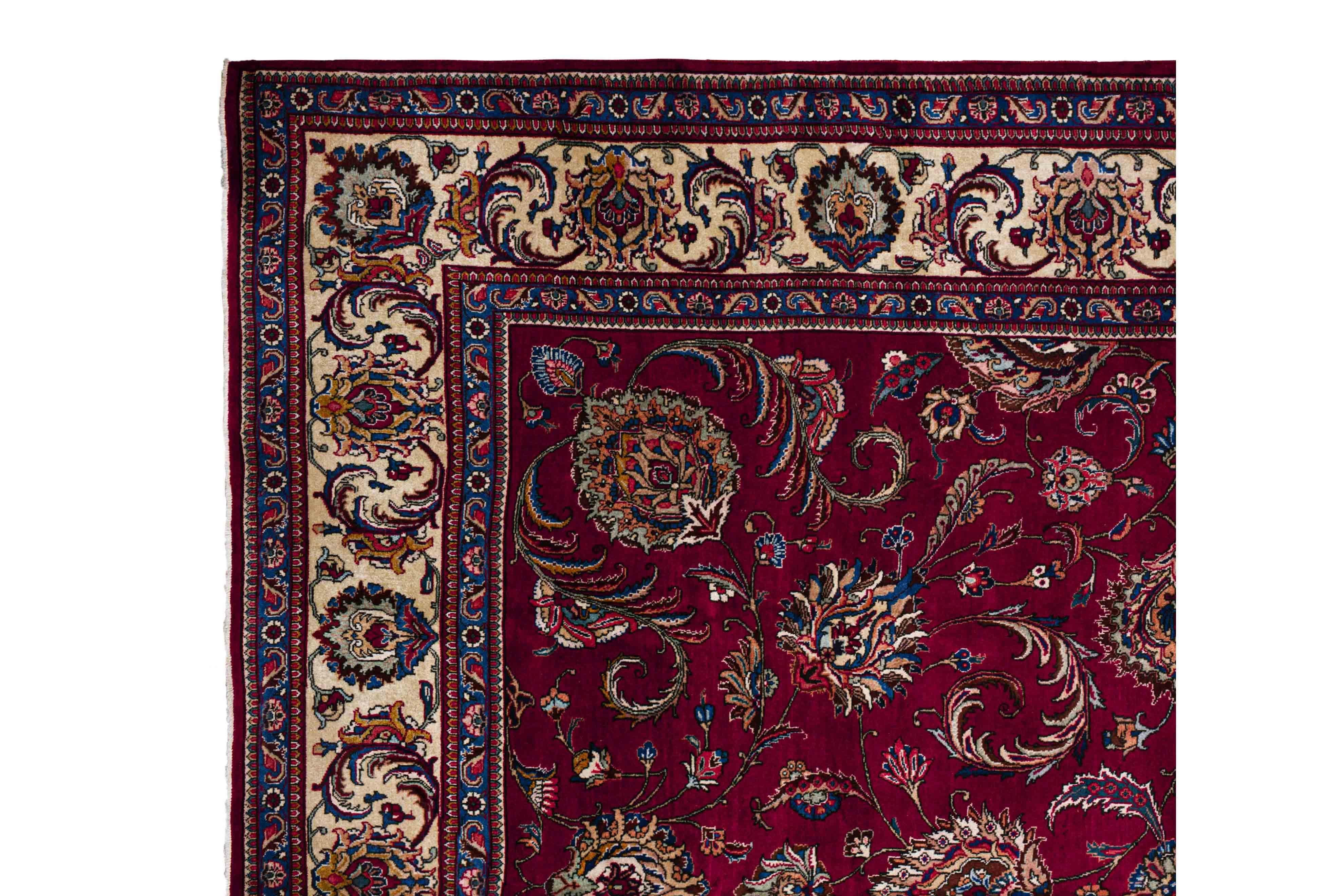 Zeitgenössischer Wollteppich mit Blumenmuster, 10 ft× 11 ft, Burgund und Elfenbein (Persisch) im Angebot