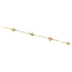 Bracelet à breloques en forme de fleurs contemporaines