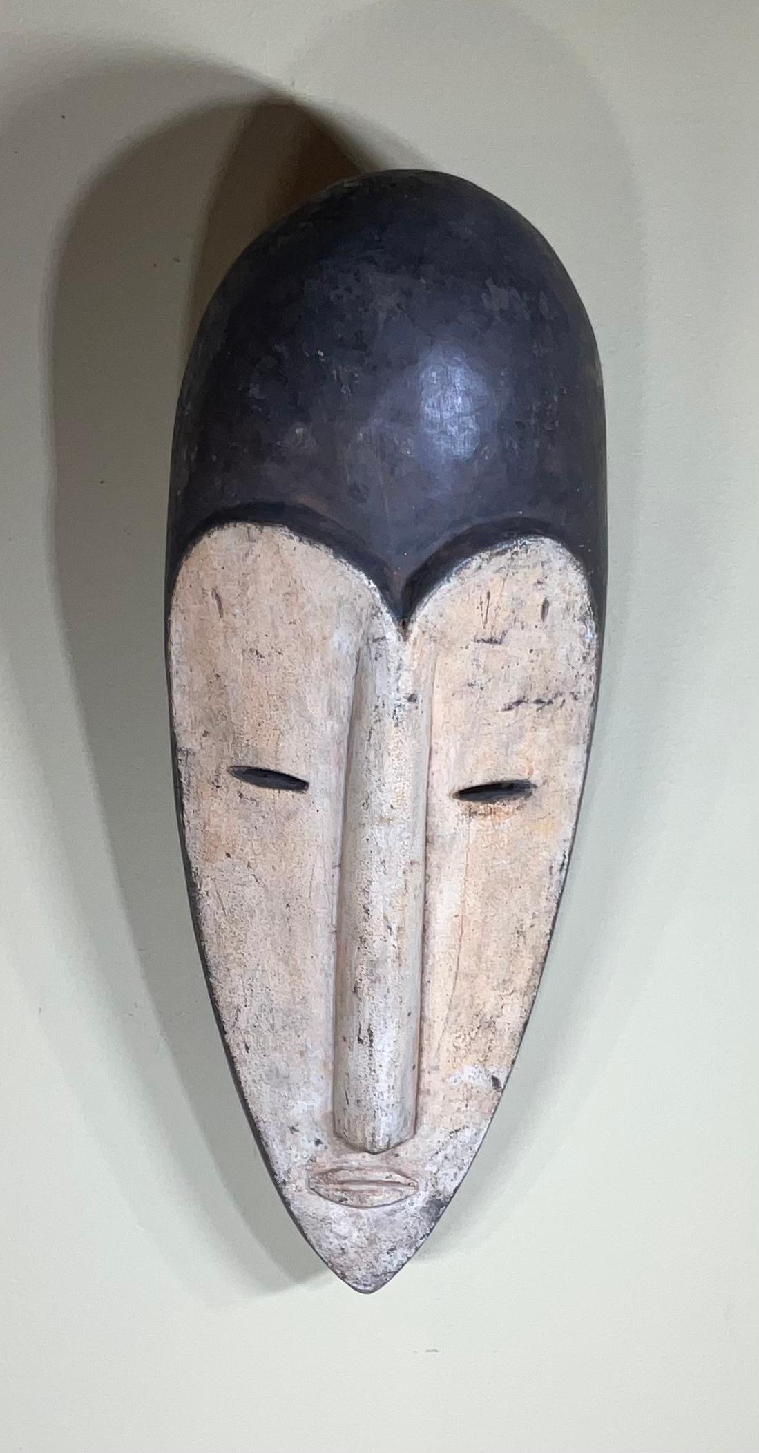 Contemporary Folk Art Style Wood Mask In Good Condition In Delray Beach, FL