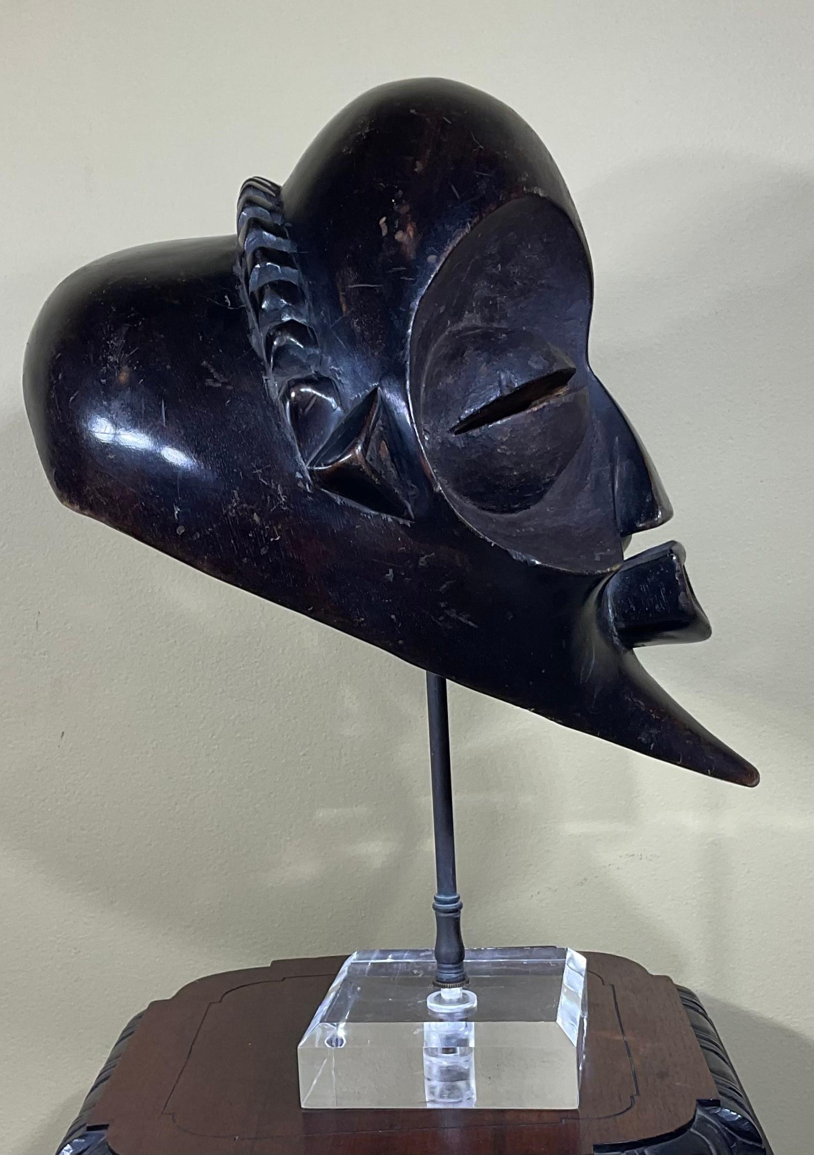 XX secolo Maschera in Wood in stile Folk Art Contemporaneo in vendita