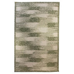 Tapis contemporain en laine vert et beige Forel fait à la main par Doris Leslie Blau
