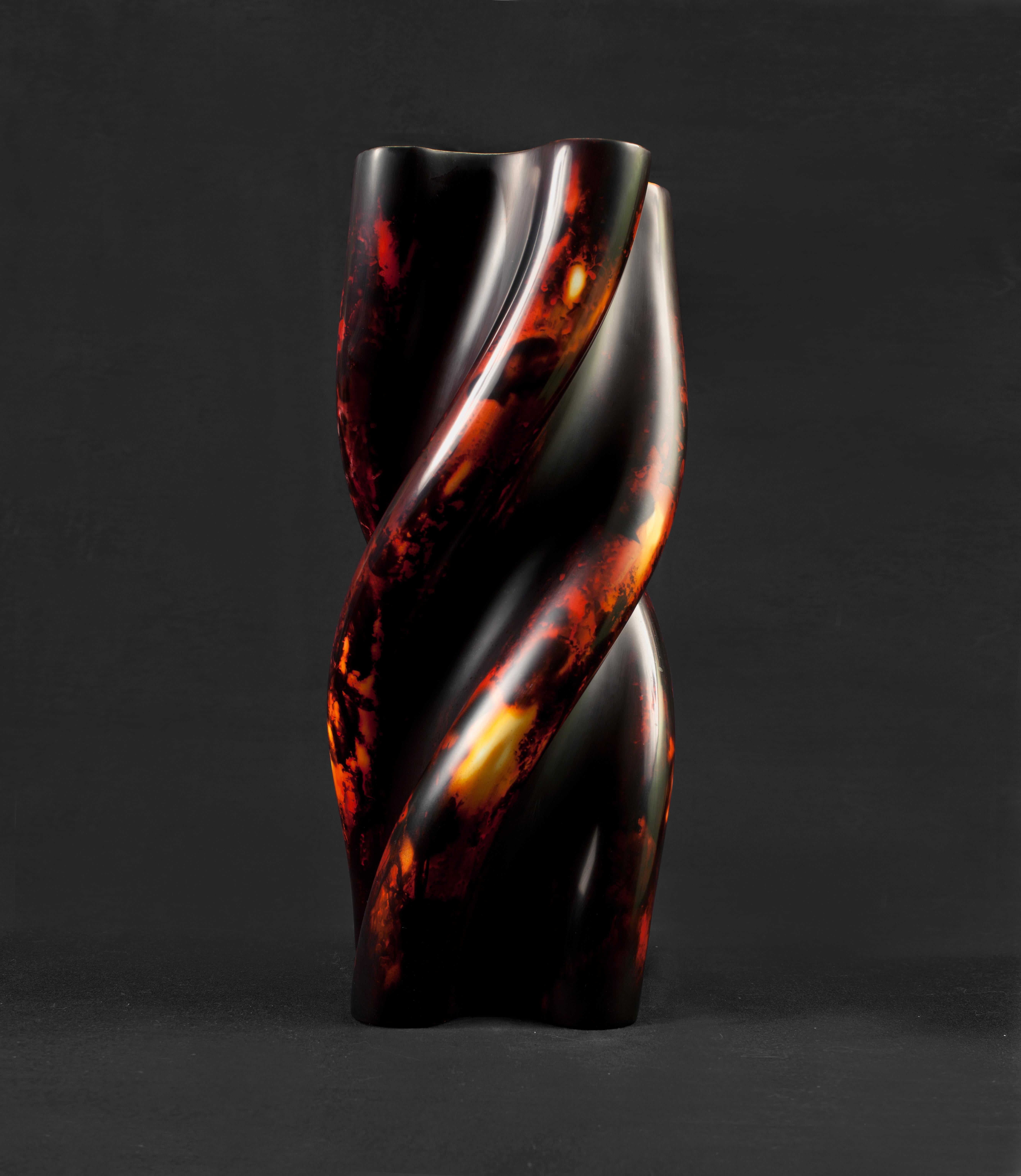 Contemporary Four Lobes Blazing  Lacquered Ceramic Vessel by Golem of Italy For Sale 1