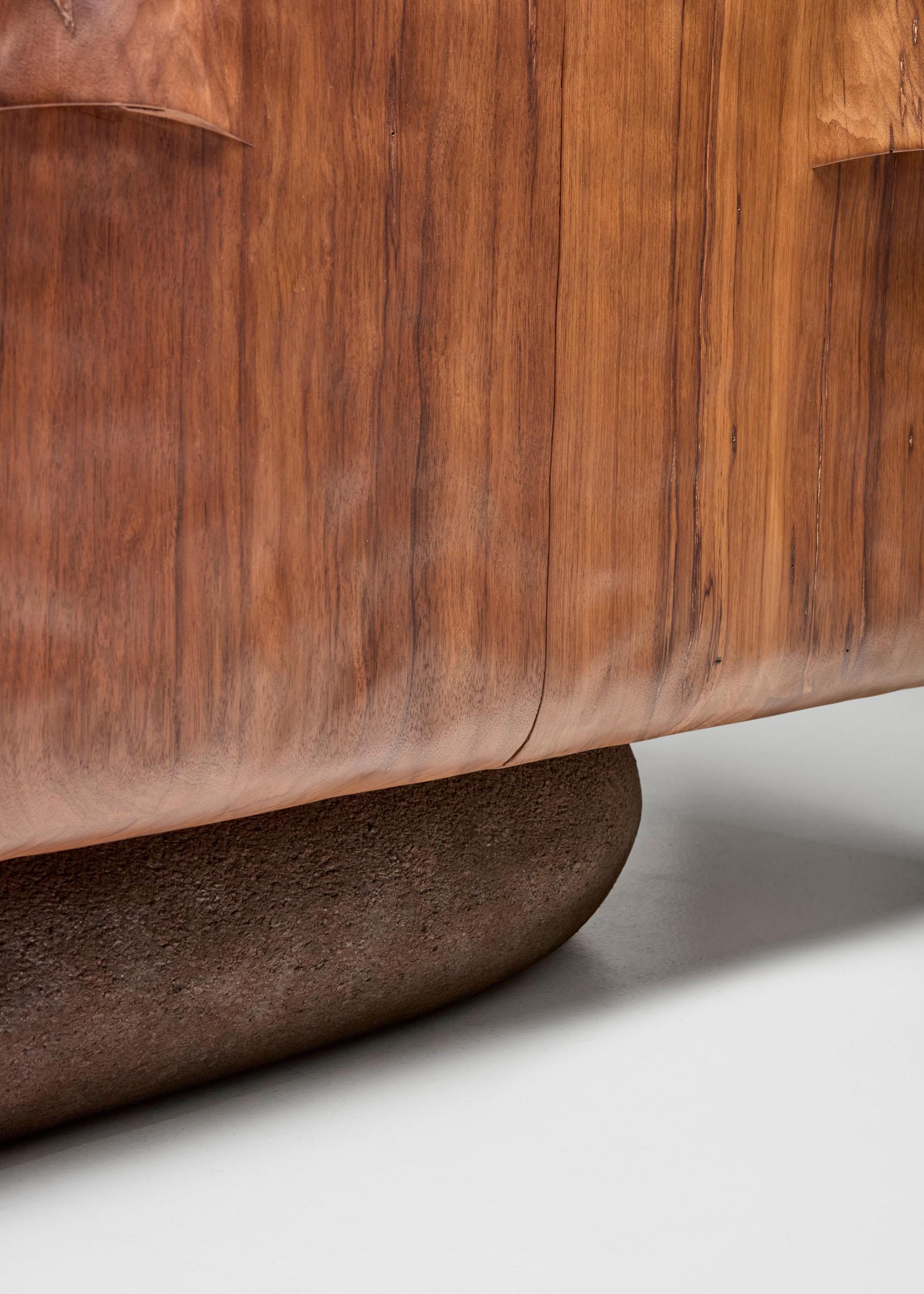 Zeitgenössischer Schrank Get a Grip aus Fracéholz von Benoit Viaene im Angebot 1