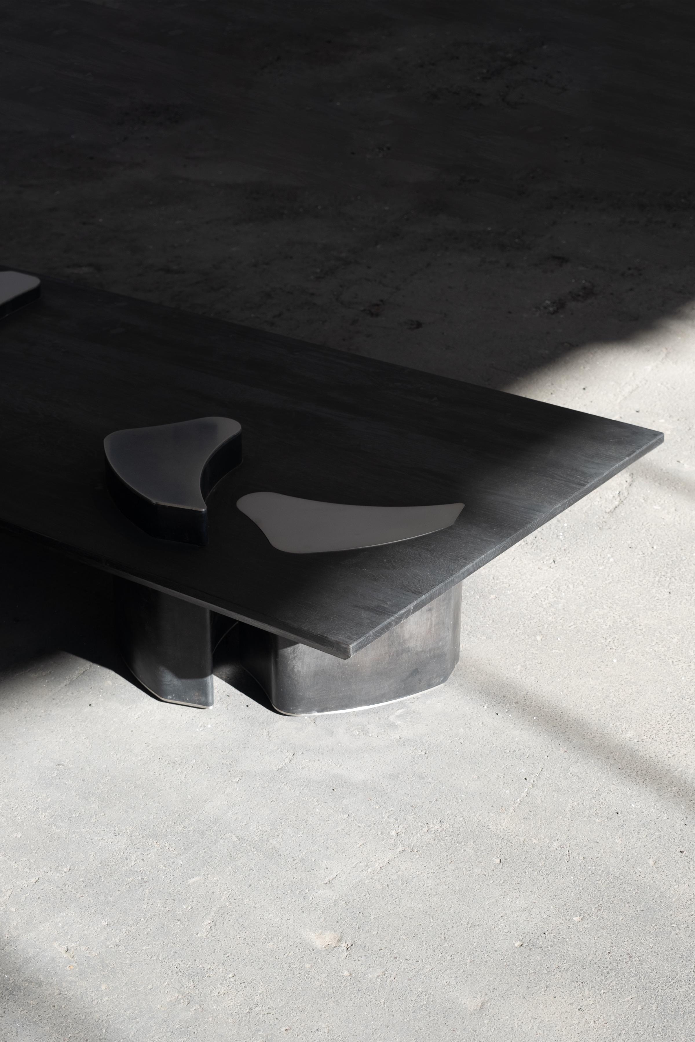 Fait main Table basse contemporaine Fragment en cuir patiné par Jumandie Seys en vente