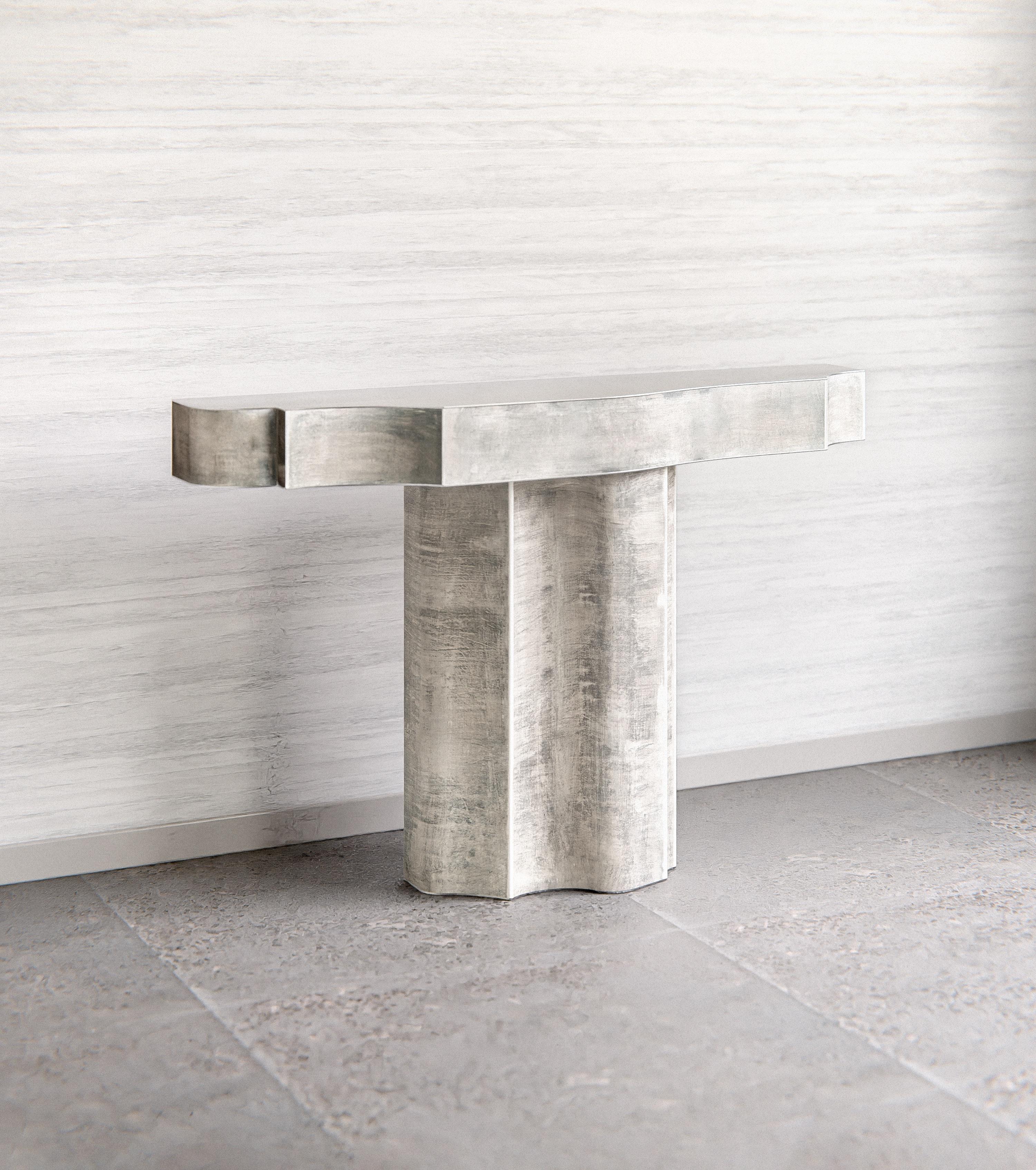 Hand-Crafted Contemporary Fragment Console with light patinated leather by Jumandie Seys For Sale