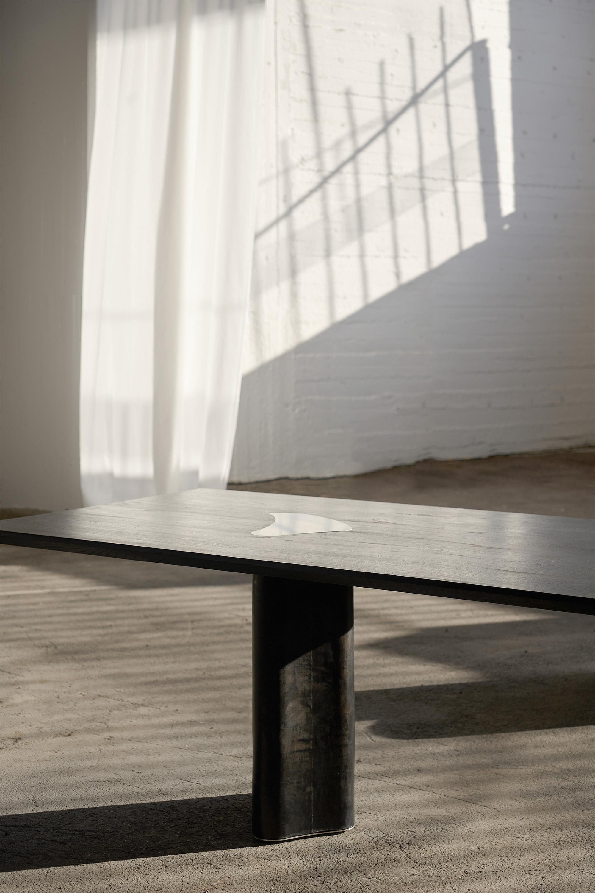 Jumandie Seys is a Belgian artist and interior designer whose work straddles the boundary between art and design. In his quest for pure expression of form and material, he creates objects with sculptural purity, often juxtaposing raw, organic