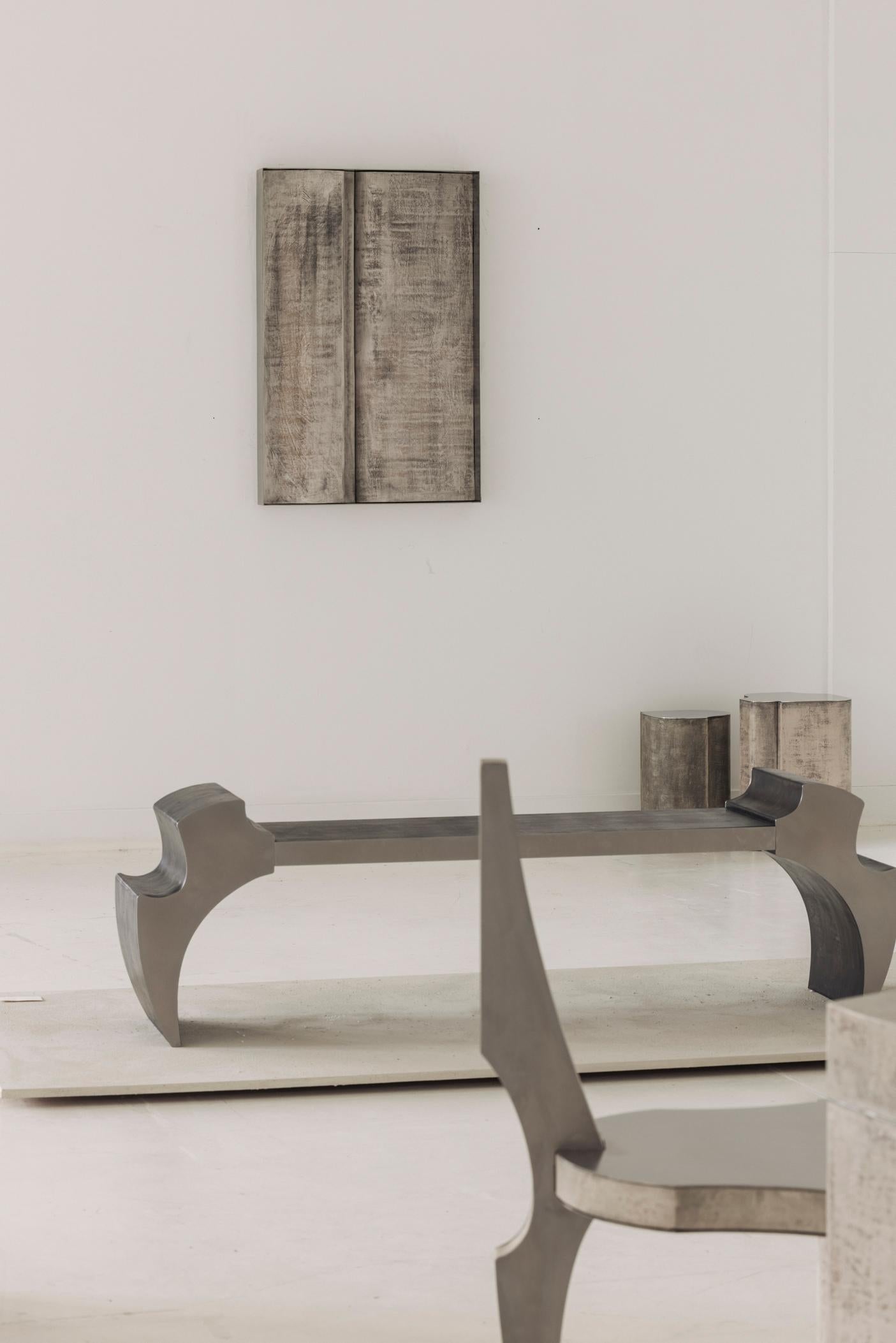 Contemporary Fragment Wallpiece L mit patiniertem Leder (Belgisch) im Angebot