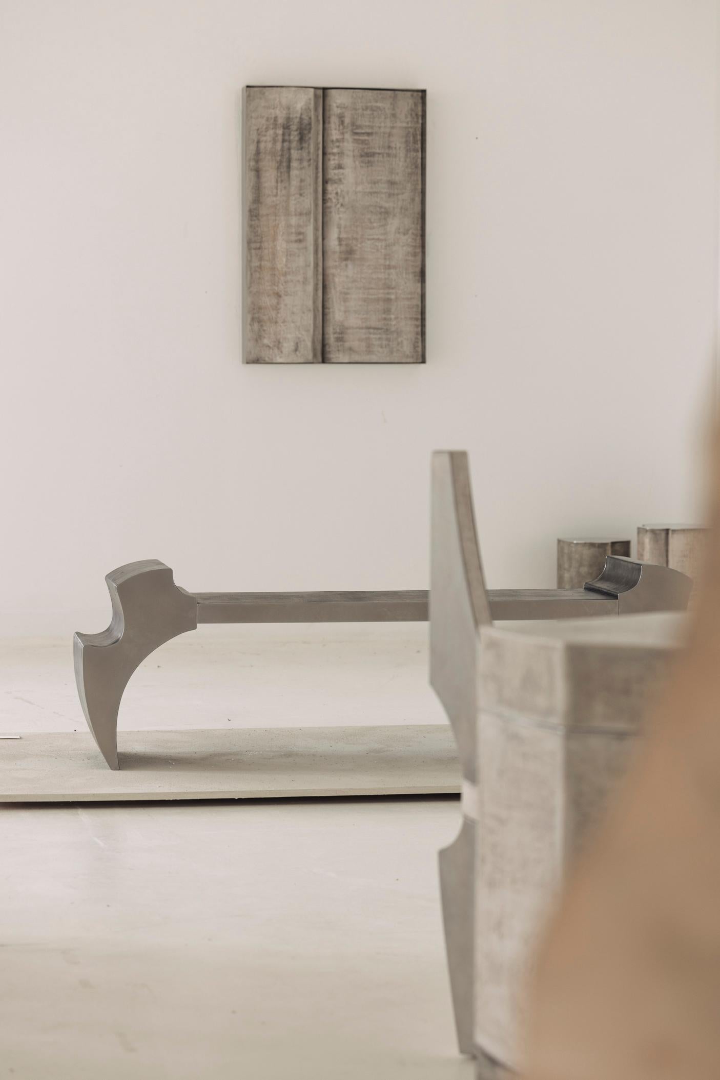 Contemporary Fragment Wallpiece L mit patiniertem Leder (21. Jahrhundert und zeitgenössisch) im Angebot