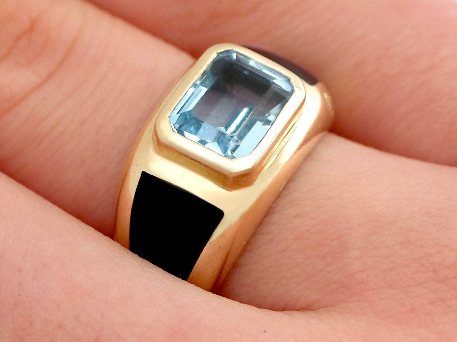 French 3.11 Carat Emerald Cut Topaz and Yellow Gold Cocktail Ring For Sale 6