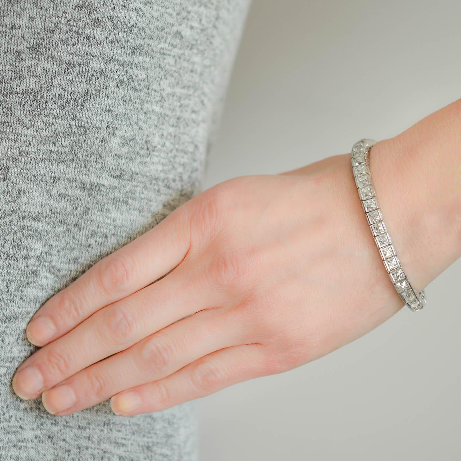 Contemporary French Cut Diamond Line Bracelet 20.00 Carat For Sale 3