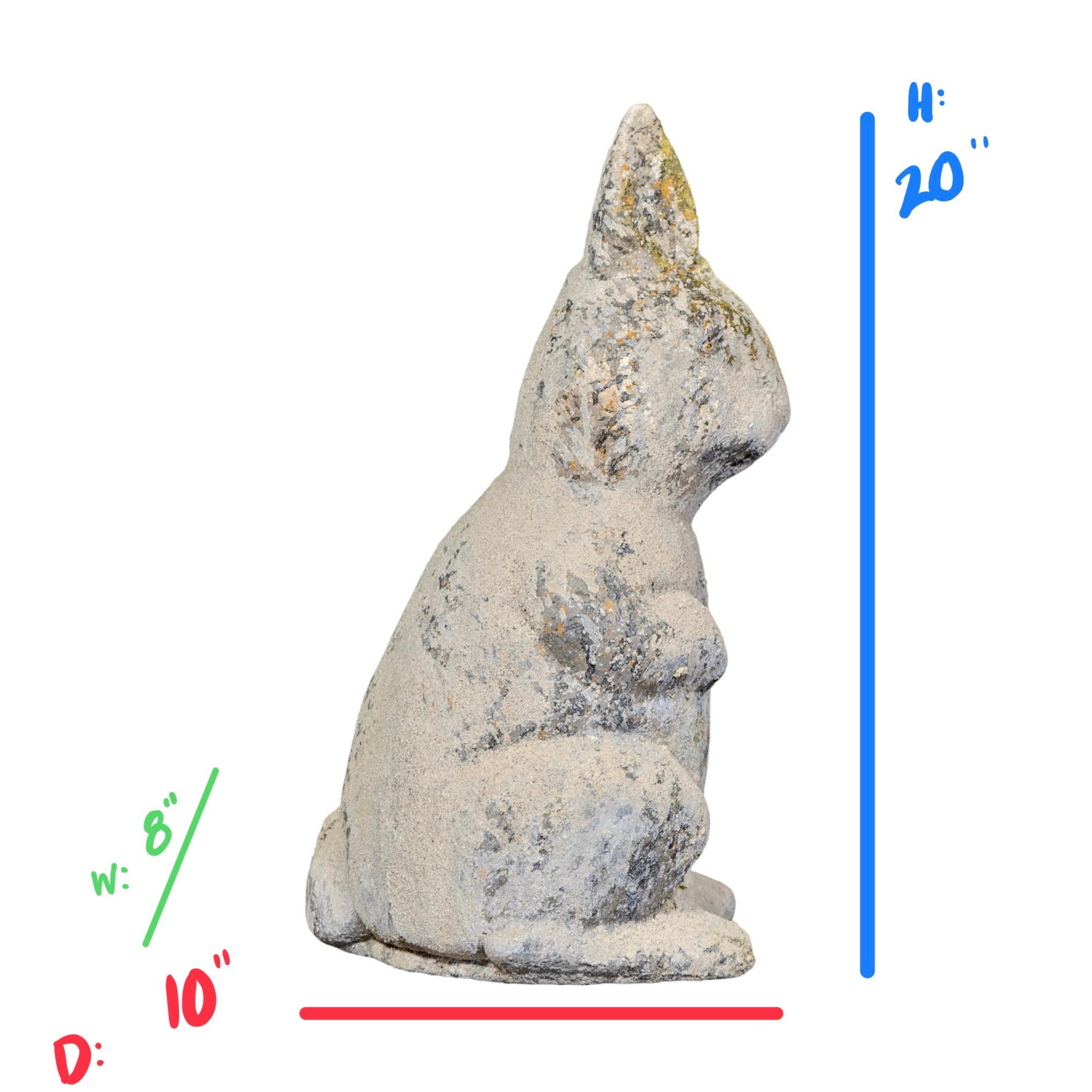 Escultura contemporánea de conejo compuesto de granito francés en venta 3