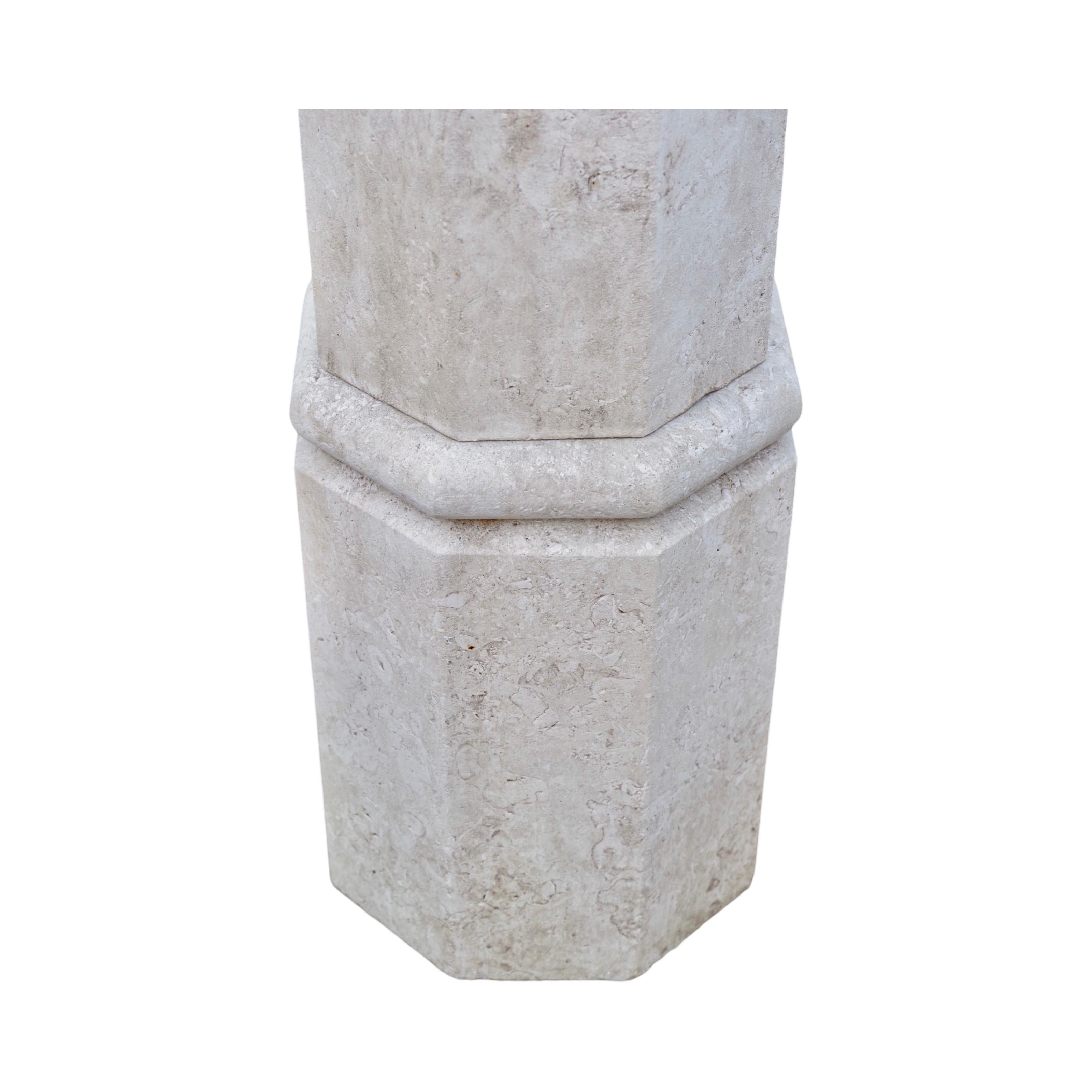Fontana centrale contemporanea in pietra calcarea francese in vendita 3