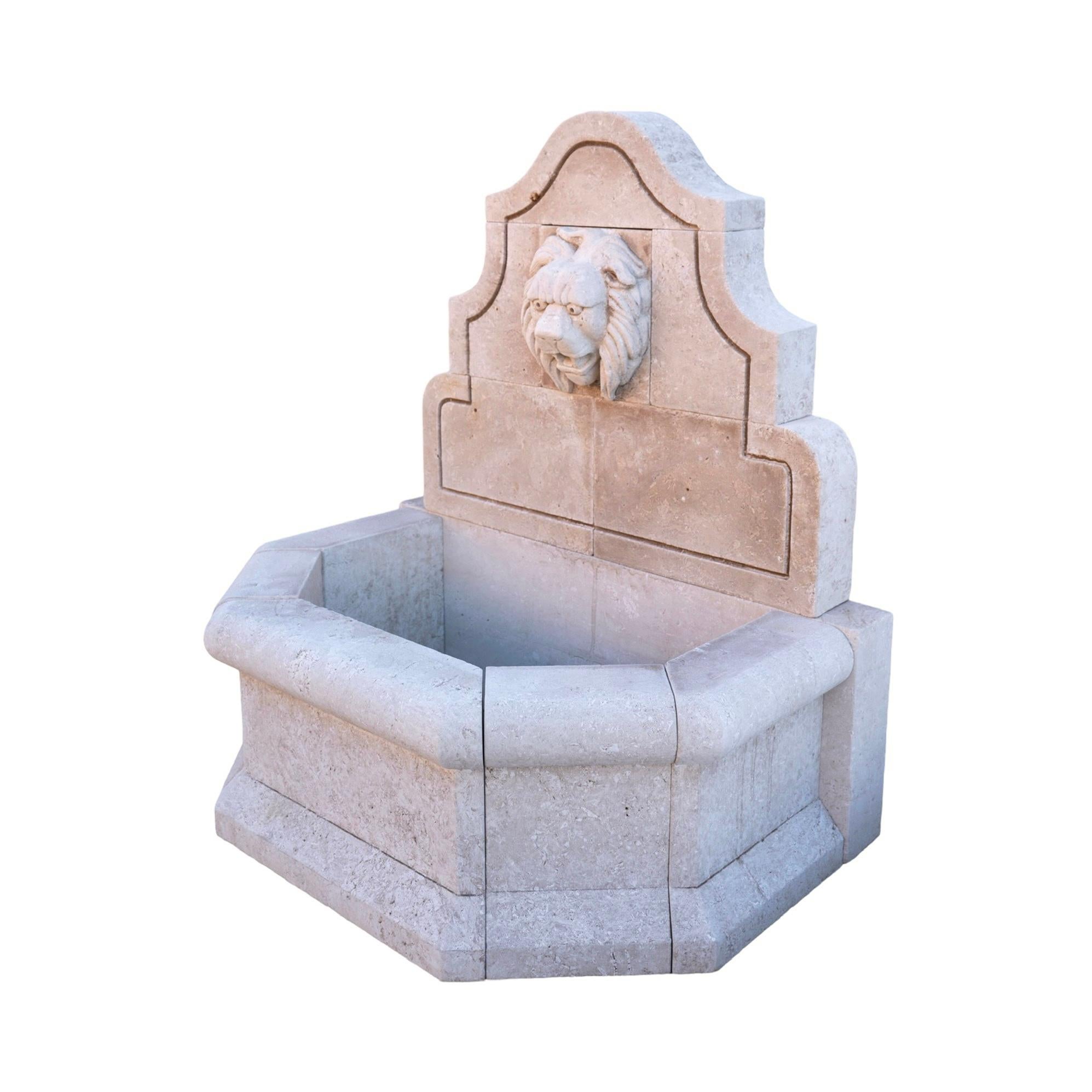 Contemporary French Limestone Lion Wall Fountain For Sale 1