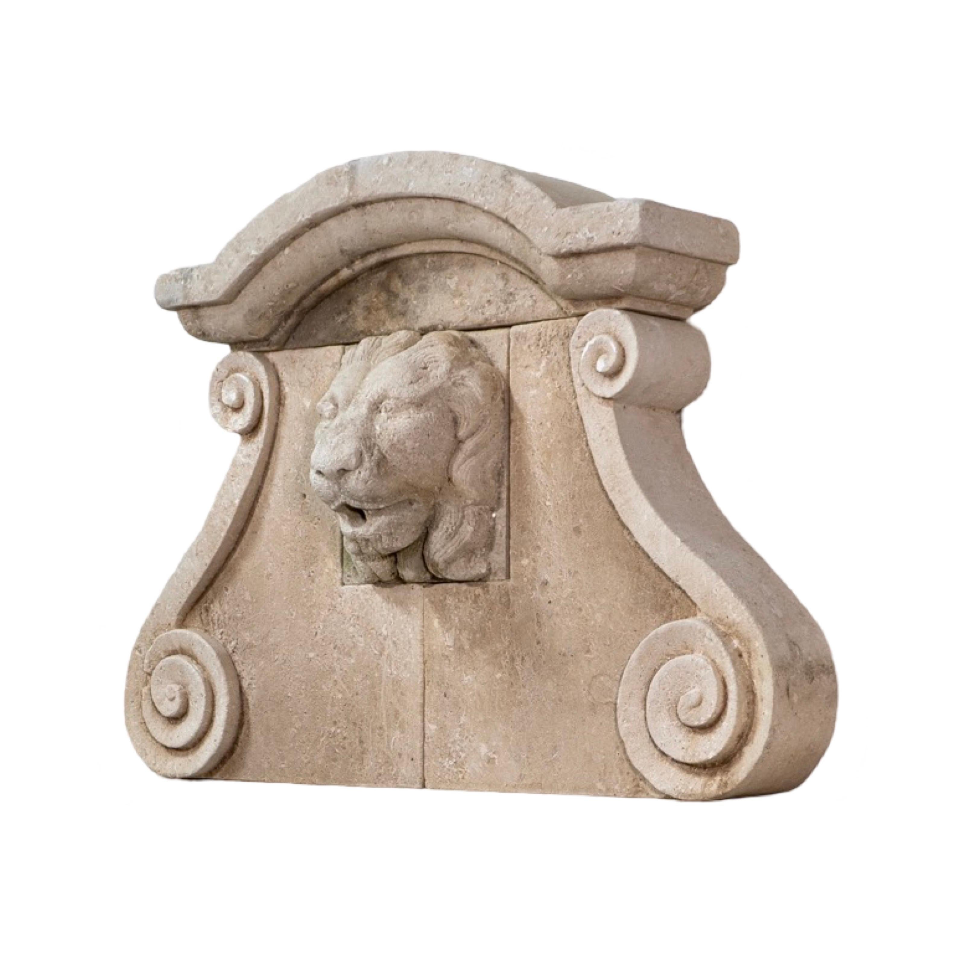 XXIe siècle et contemporain Fontaine murale contemporaine en pierre calcaire française en vente