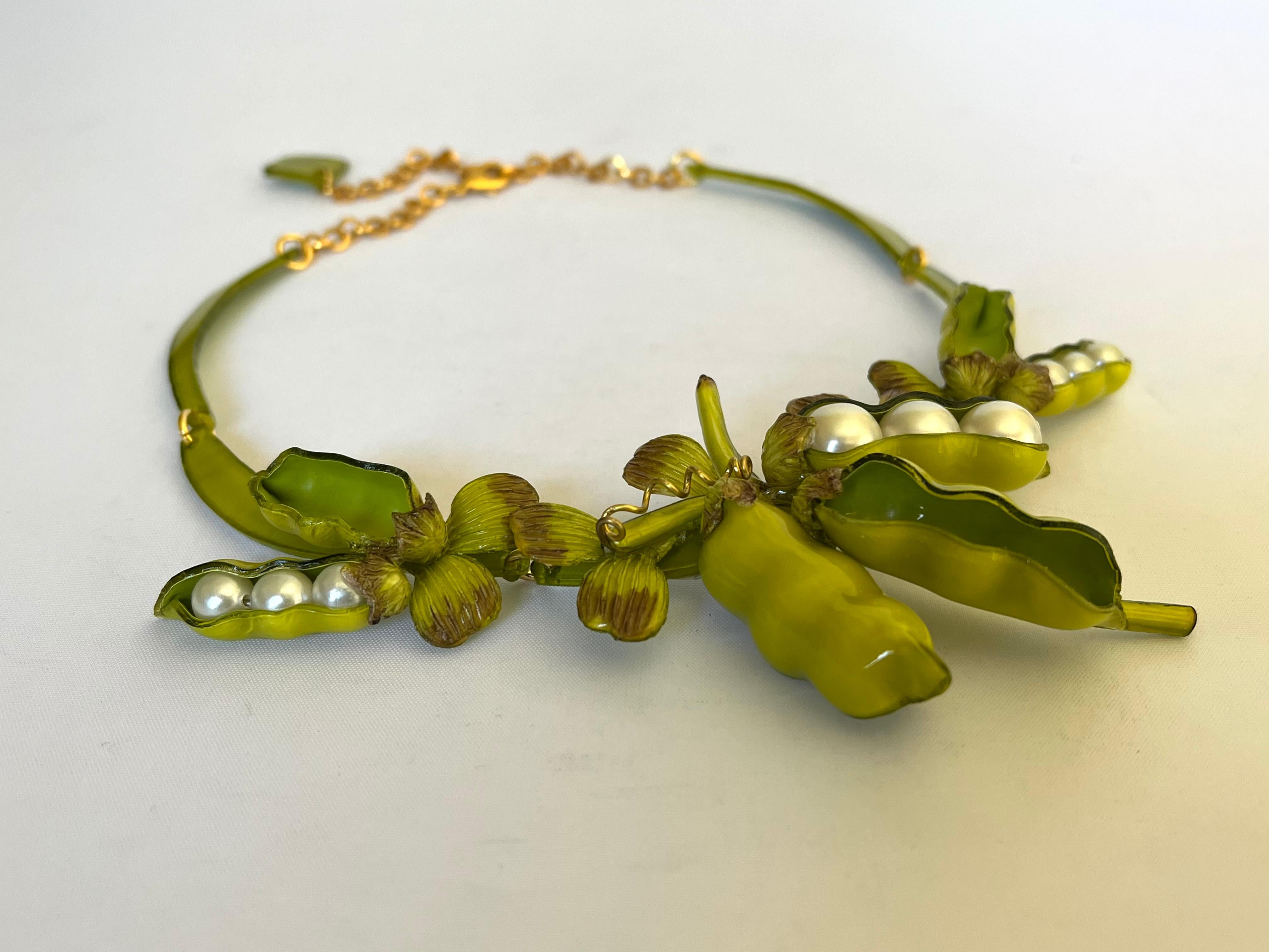 Contemporary French Peapod Statement Necklace  In Excellent Condition For Sale In Palm Springs, CA