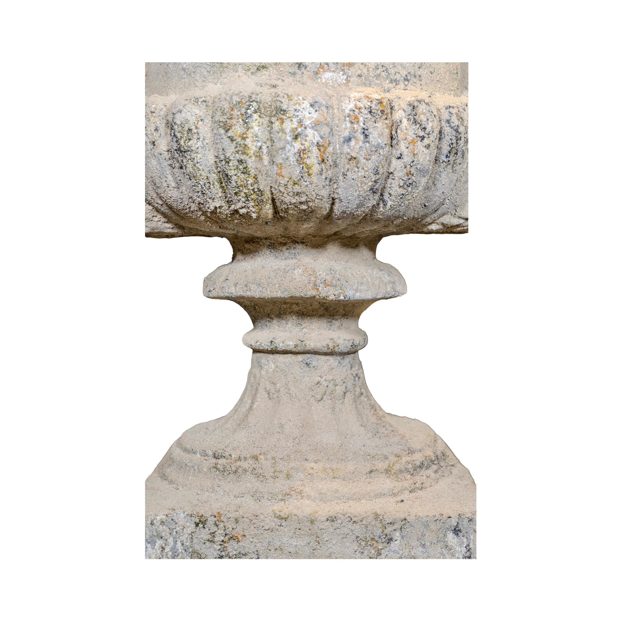 AM Contemporary French Reconstituted Stone (pierre reconstituée française) en vente 11