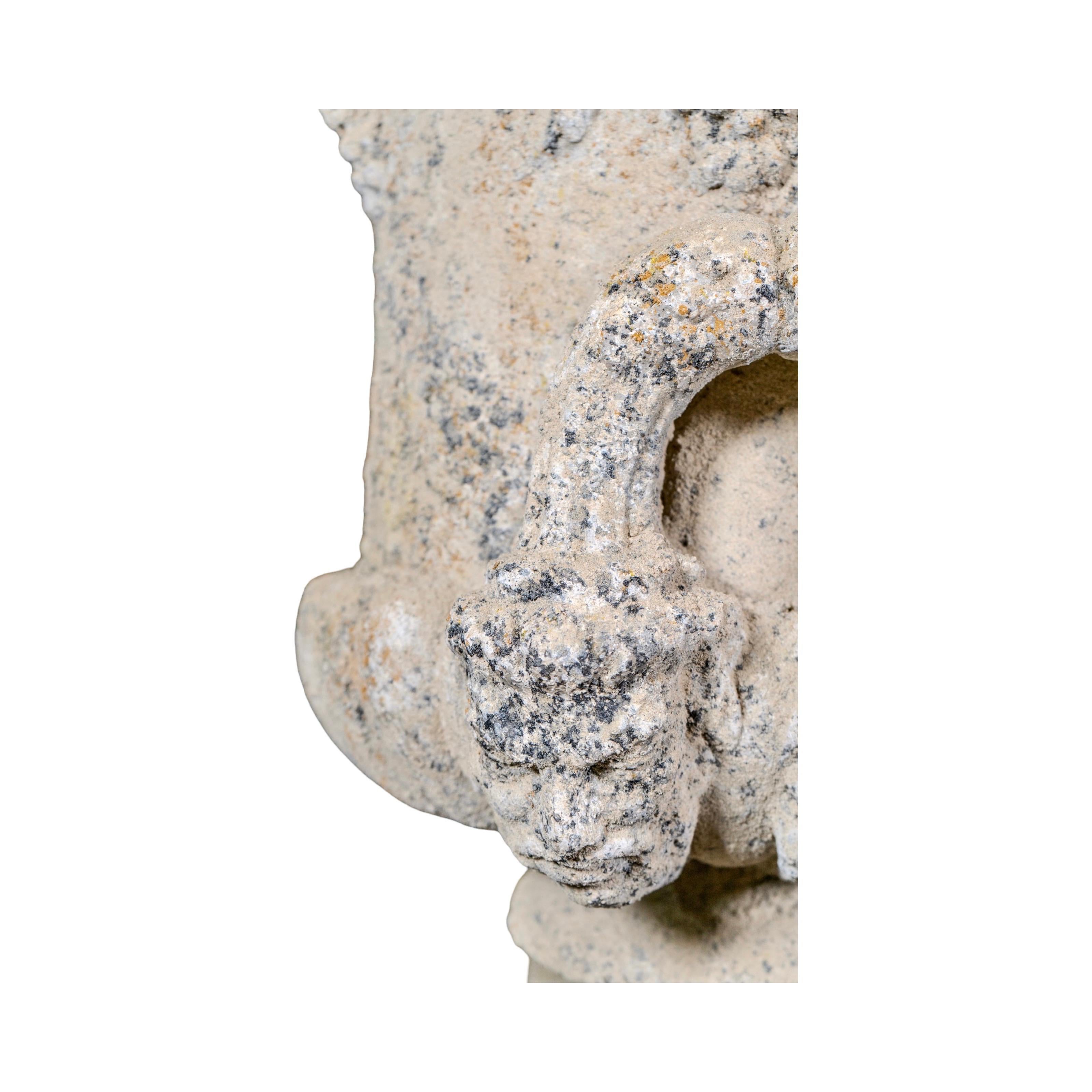 Pierre AM Contemporary French Reconstituted Stone (pierre reconstituée française) en vente