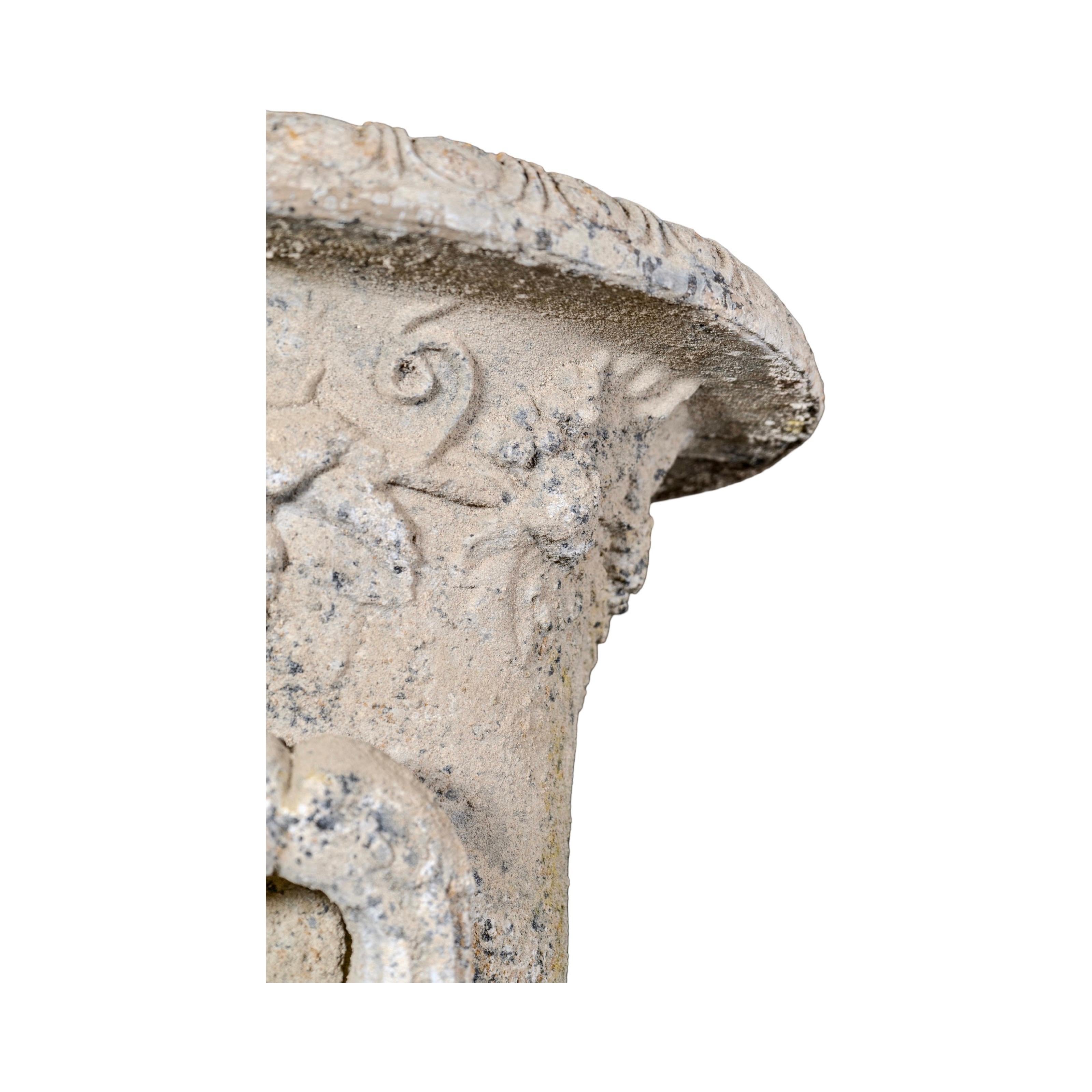 AM Contemporary French Reconstituted Stone (pierre reconstituée française) en vente 2