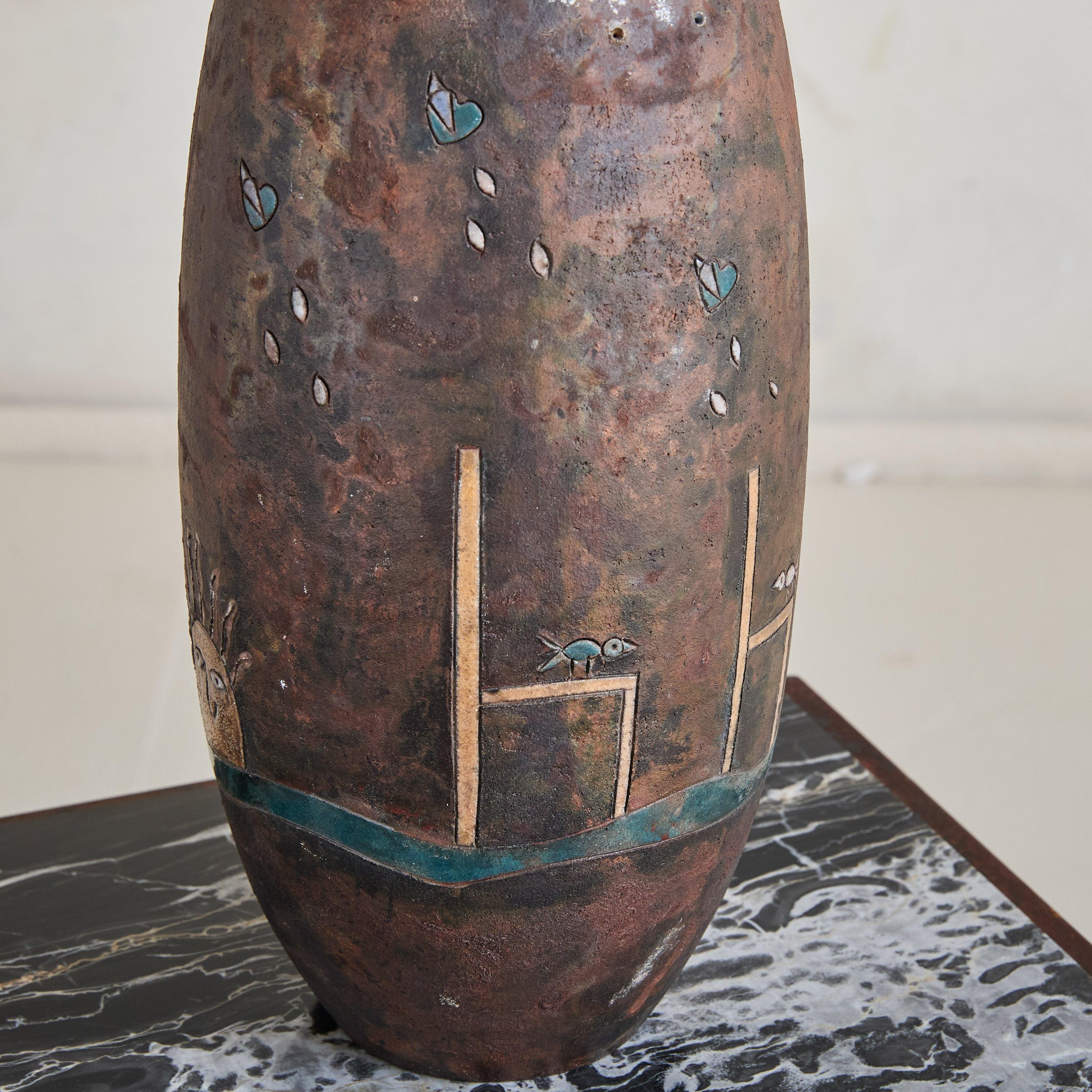 Vaso francese contemporaneo in terracotta con motivi celestiali di Nuria Alba in vendita 1
