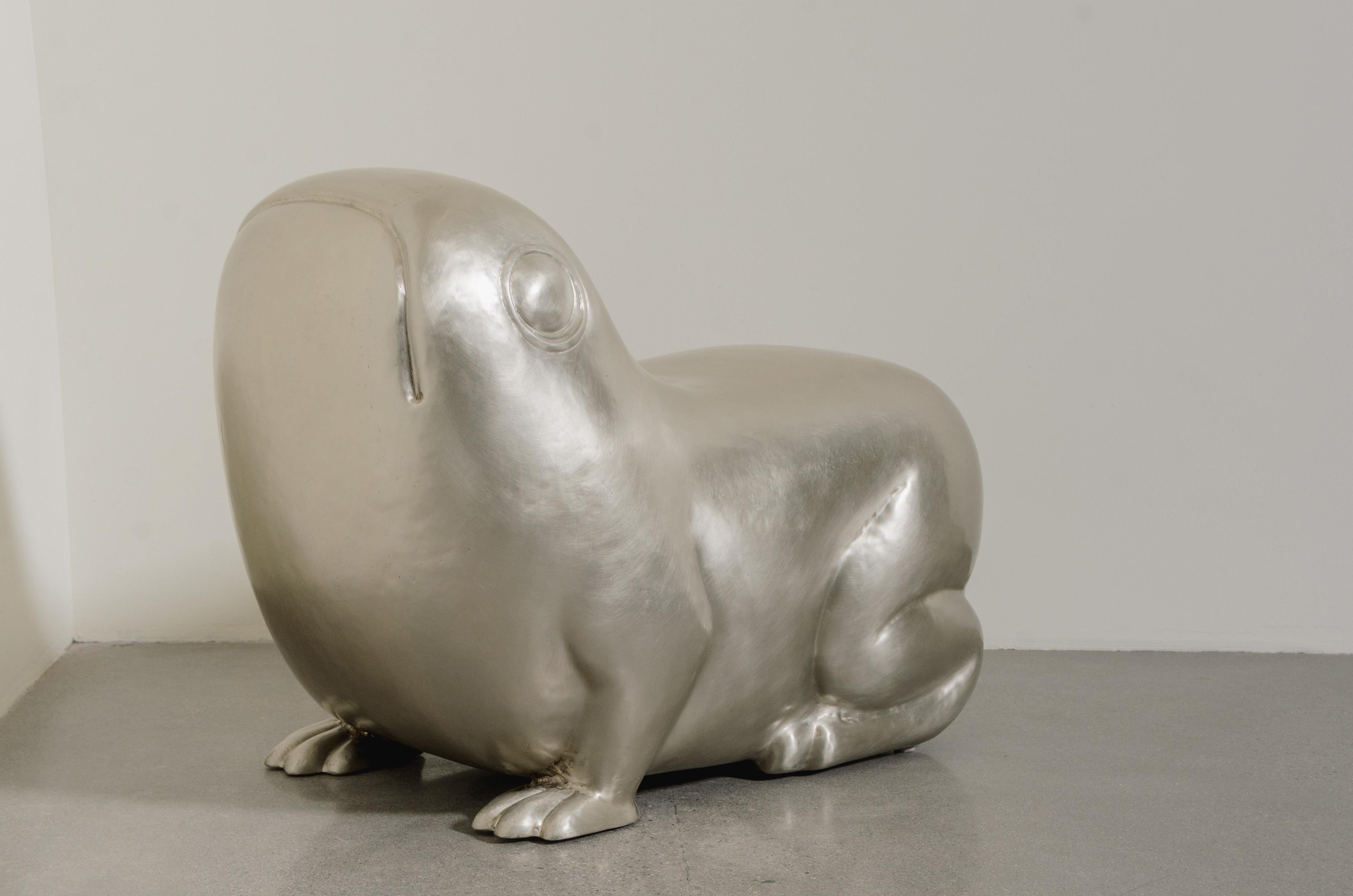 XXIe siècle et contemporain Siège de grenouille contemporain en bronze blanc par Robert Kuo, repoussé à la main en vente
