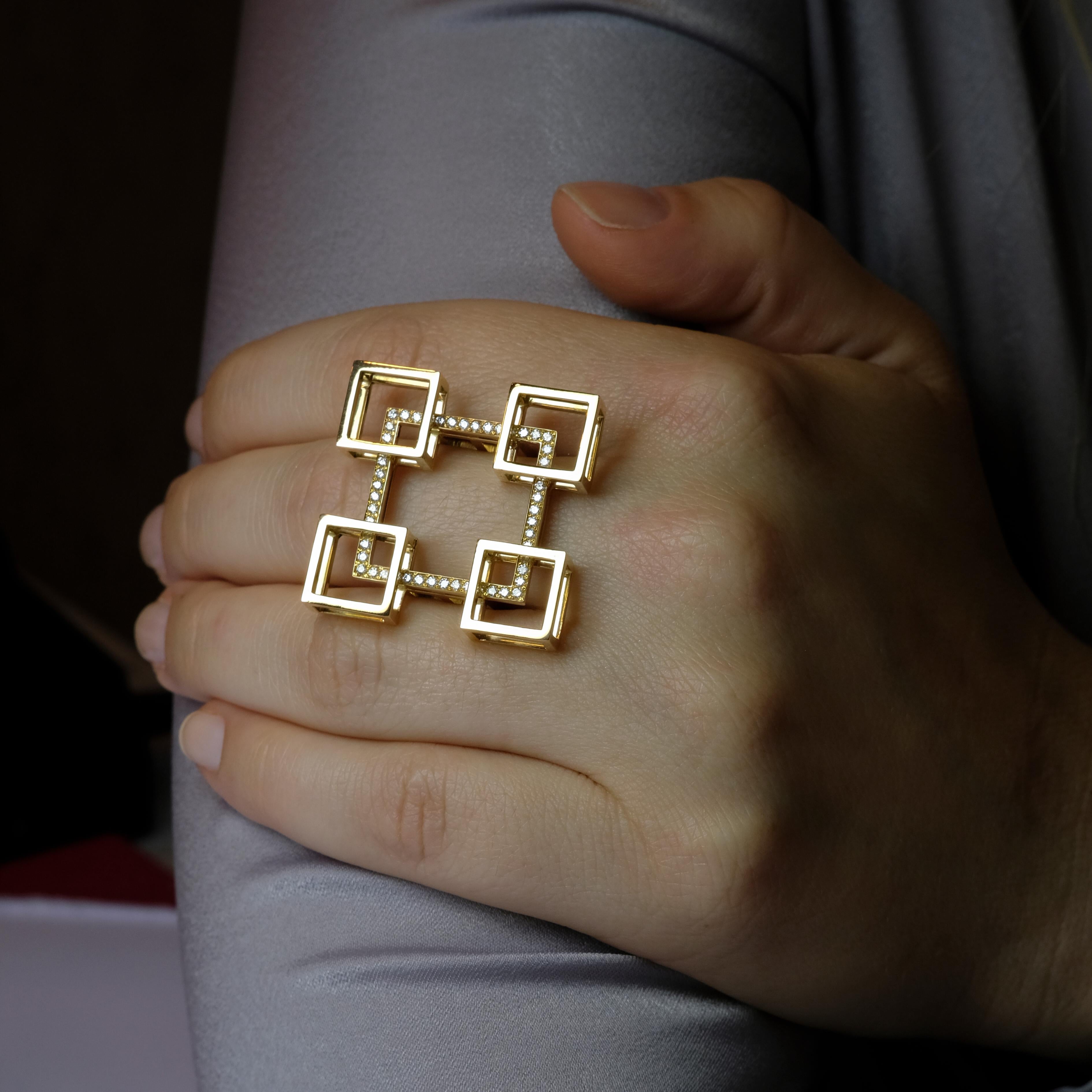 This cocktail ring is inspired by modern architecture.
Crafted out of 18 karat Beige gold this ring has a total of 0,53 carat of top white vvs diamonds.
With this contemporary design Frohmann seeks to bring out the magic of jewelry by giving the