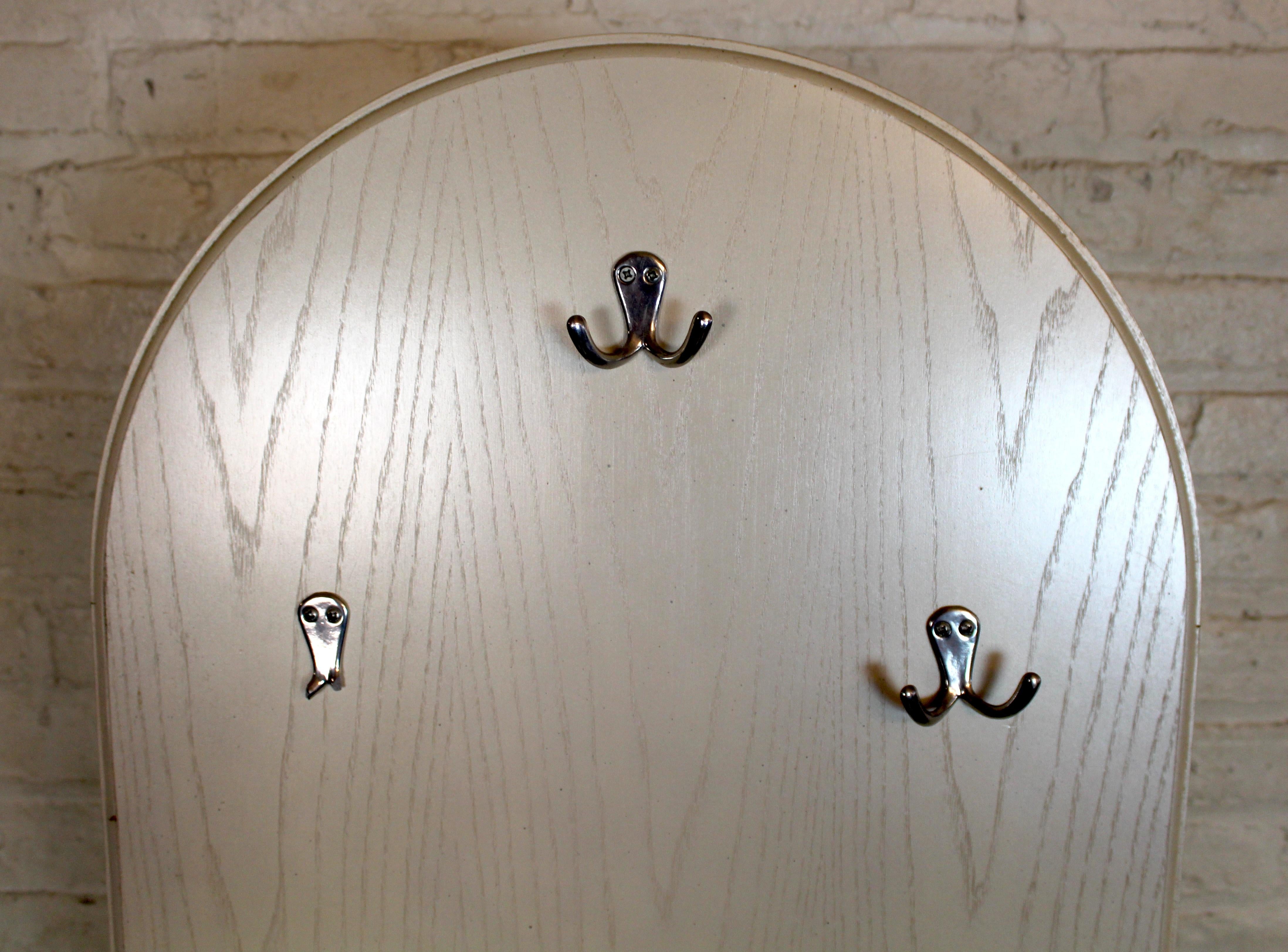 Sconosciuto Specchio girevole a tutta lunghezza in stile contemporaneo in vendita