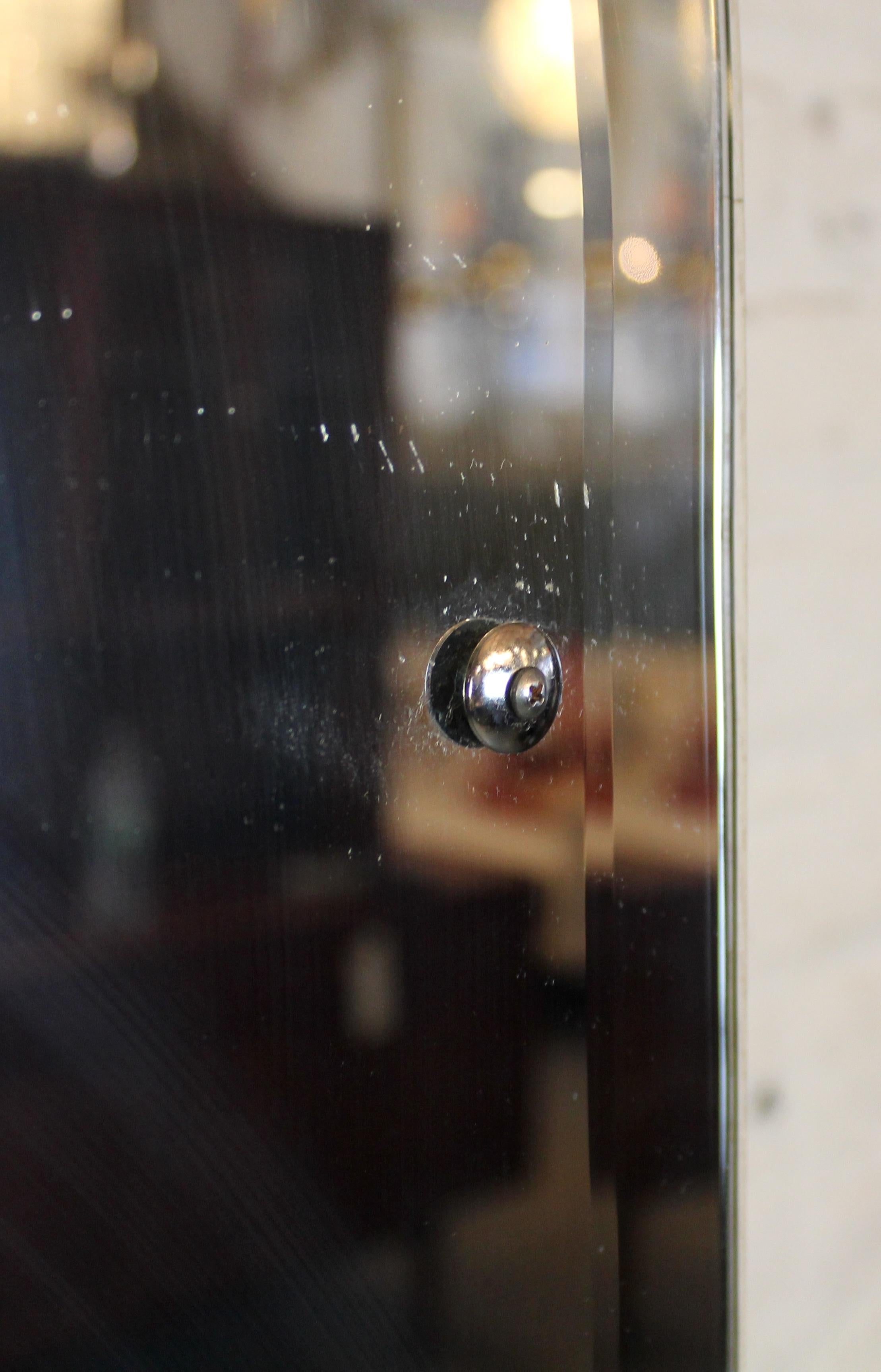 Vetro Specchio girevole a tutta lunghezza in stile contemporaneo in vendita