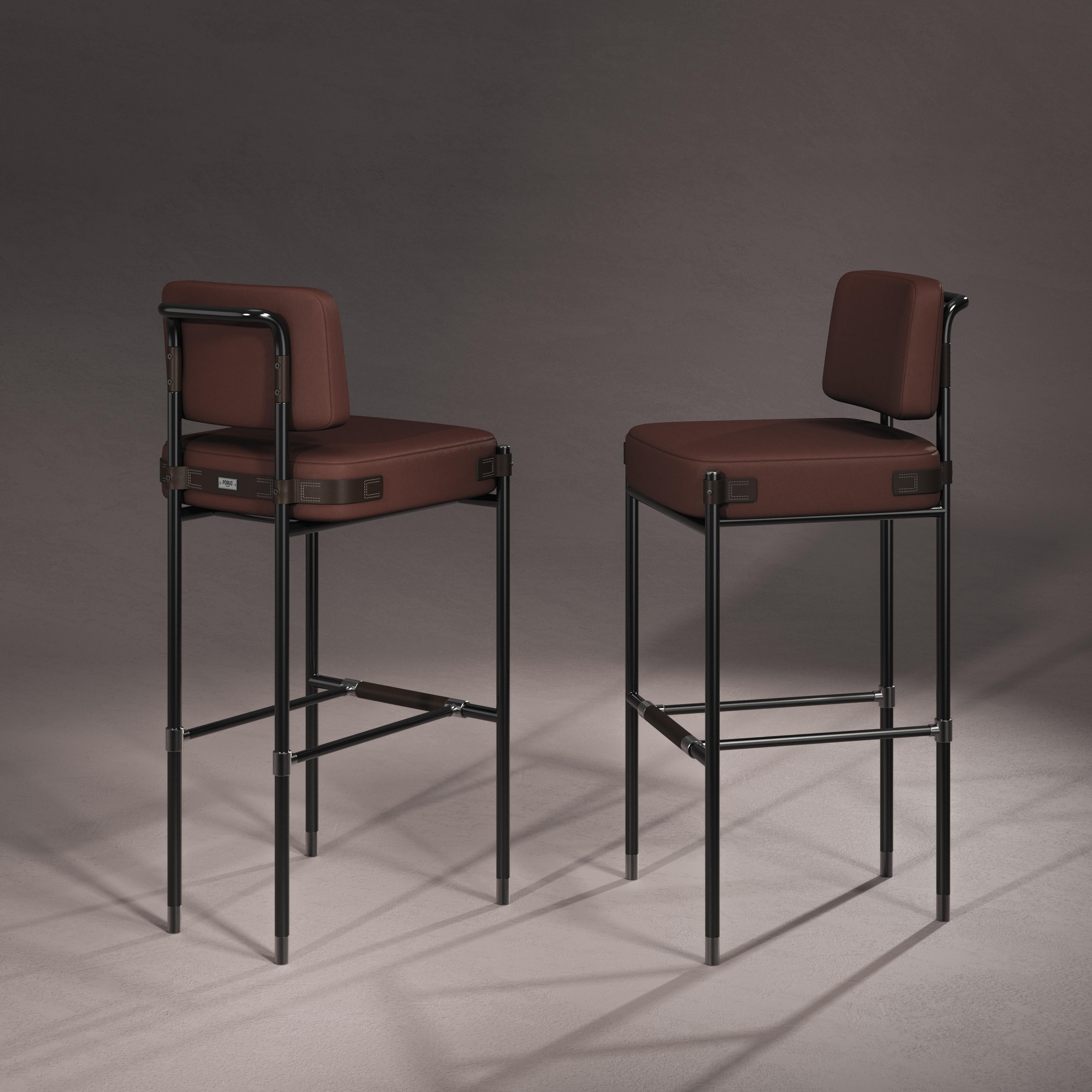 Chaise de bar contemporaine Fulton Pieds en acier inoxydable Made in Portugal Porus Studio en vente 4
