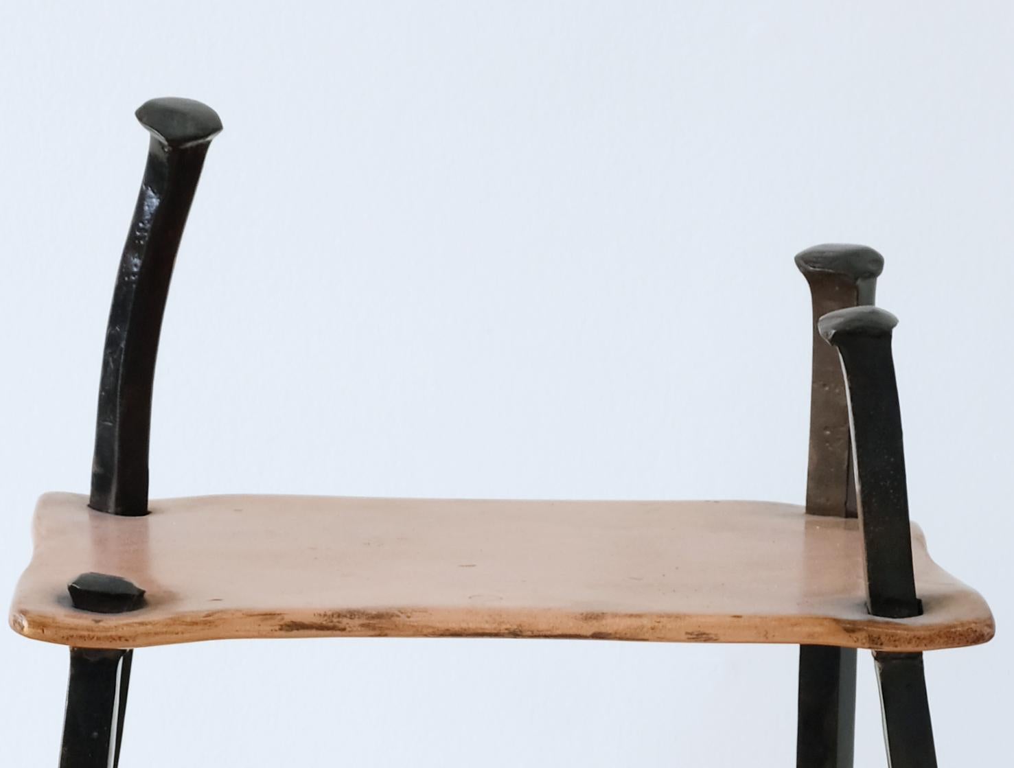 Mueble contemporáneo del artista Charles Splady, 'Mesa informal' Industrial en venta