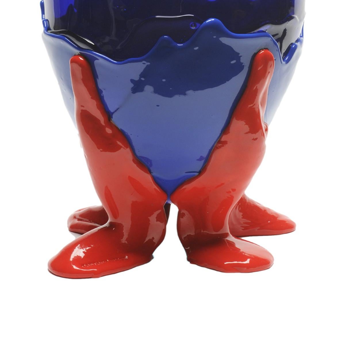 Arts and Crafts Contemporary Gaetano Pesce Clear M Vase Resin Blue Red For Sale
