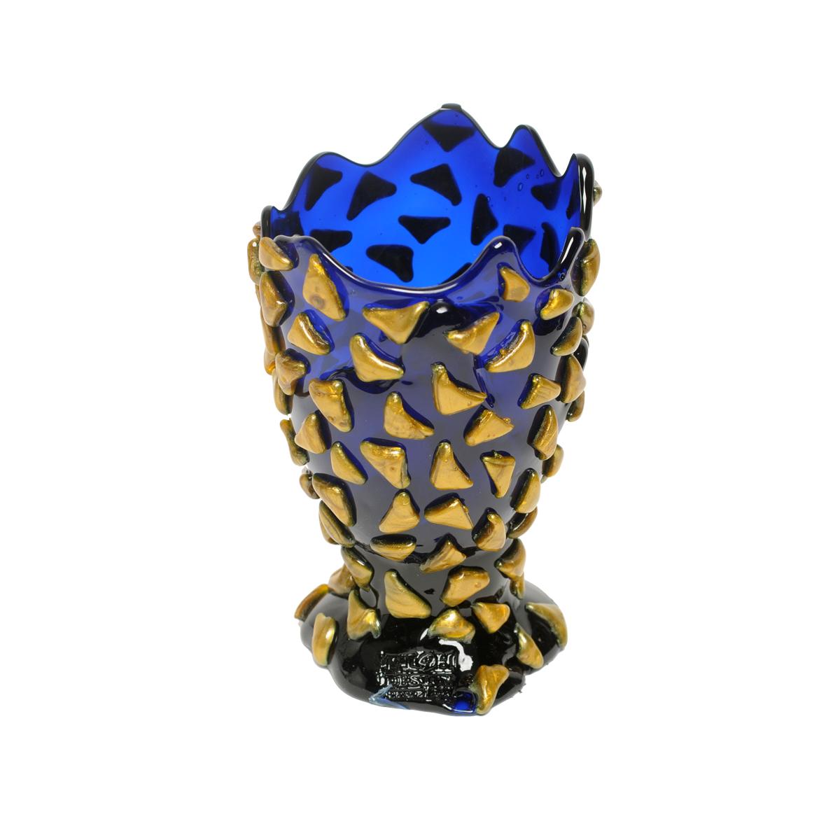 Arts and Crafts Contemporary Gaetano Pesce Rock S Vase Resin Blue Gold For Sale