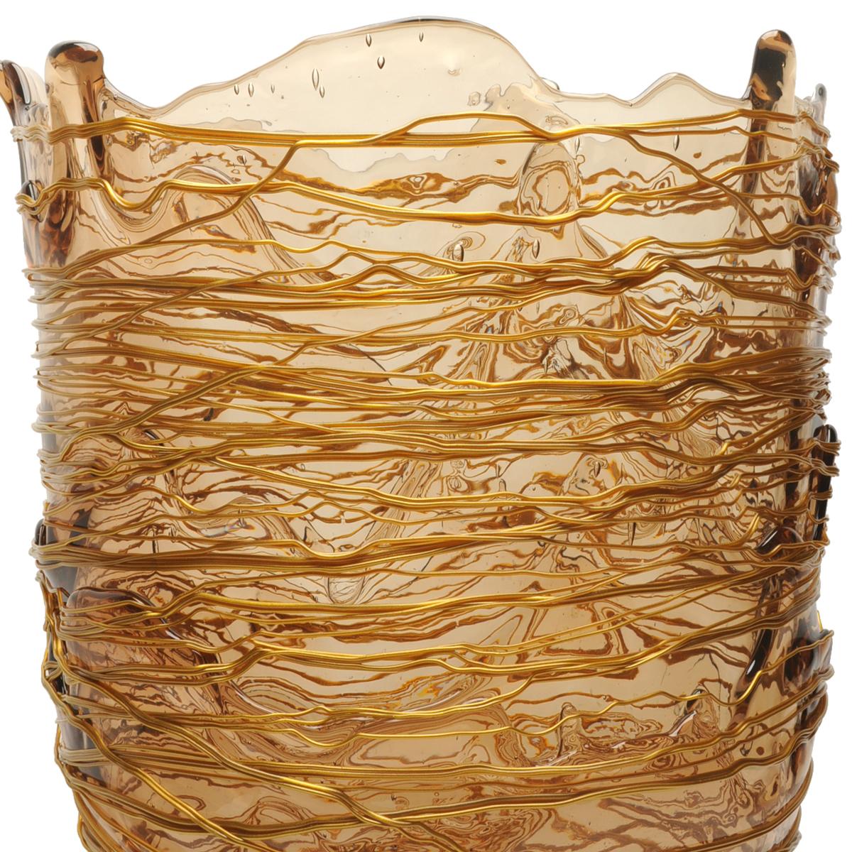 Moderno Vaso contemporaneo Gaetano Pesce Spaghetti XL in resina oro chiaro in vendita