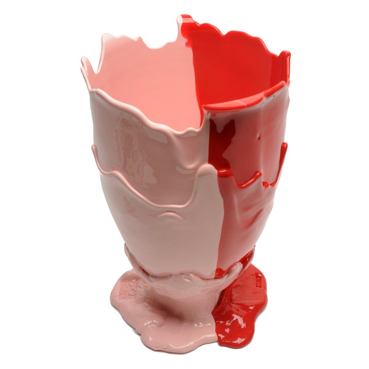 Contemporary Gaetano Pesce Twins-C L Vase Resin Pink Red In New Condition For Sale In barasso, IT