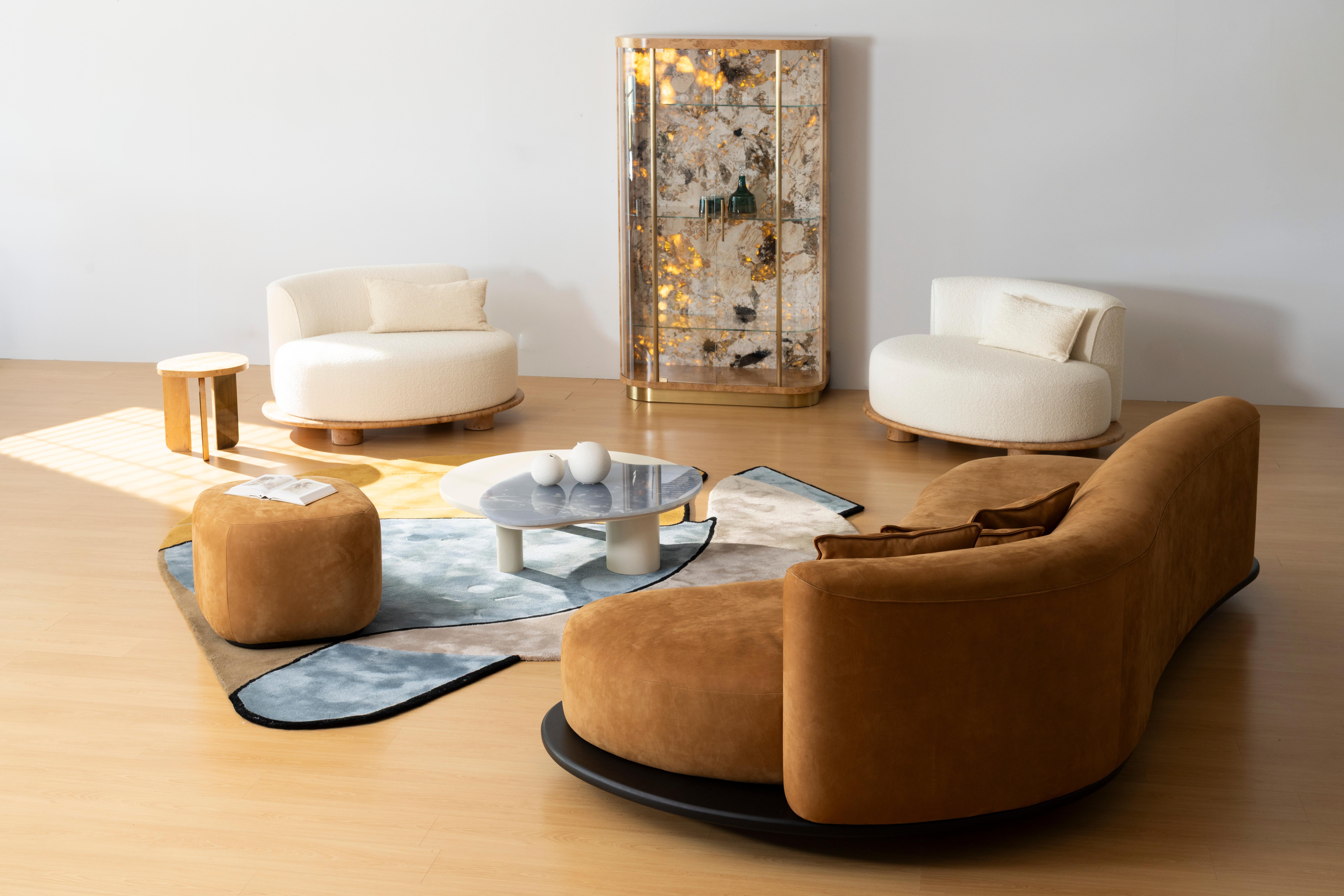 Fauteuil contemporain Galapinhos, racine de chêne, coton beige, fait main par Greenapple Neuf - En vente à Lisboa, PT
