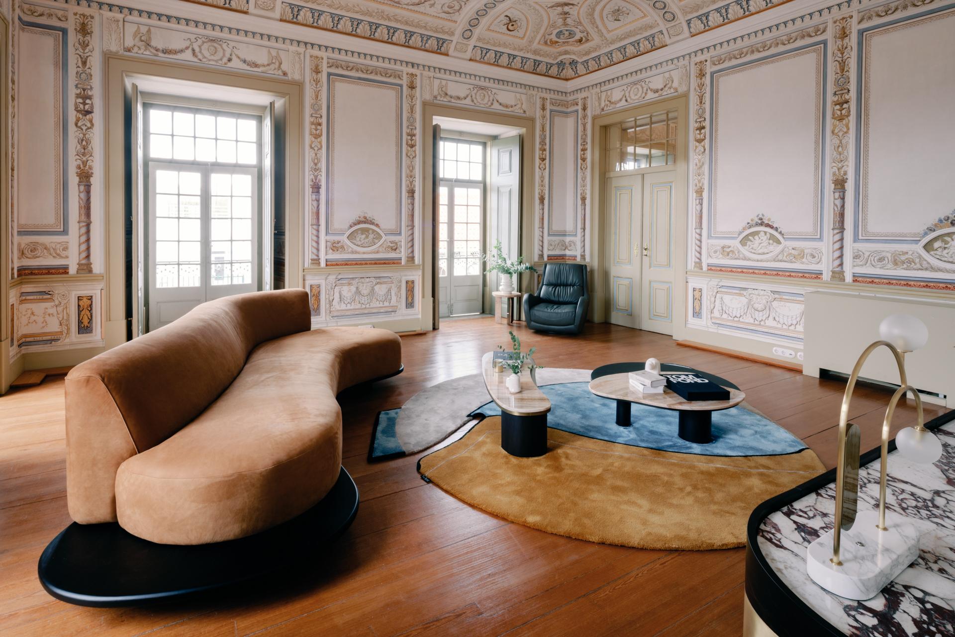 Canapé contemporain Galapinhos, cuir nubuck, fait main au Portugal Greenapple en vente 2
