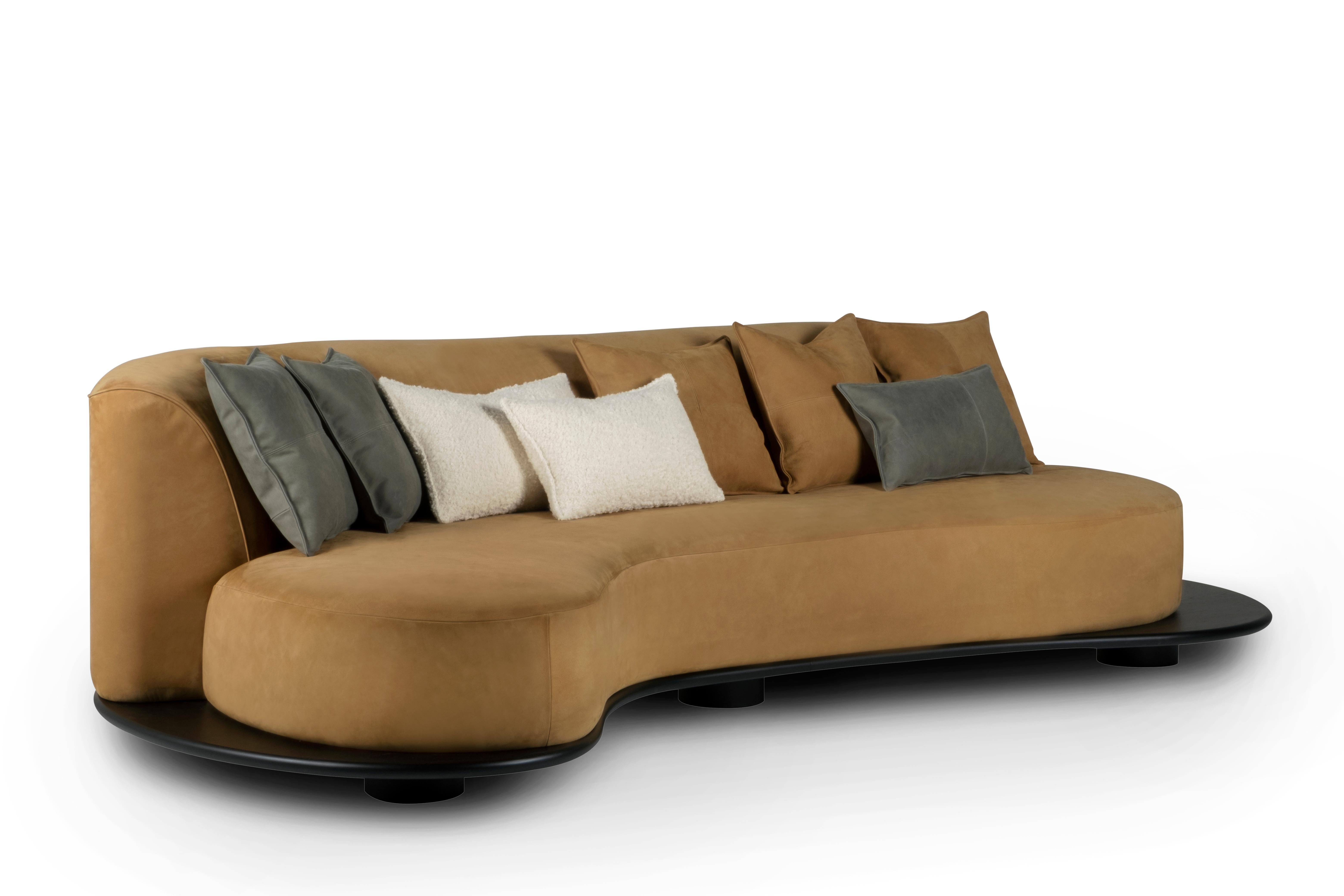 Fait main Canapé contemporain Galapinhos, cuir nubuck, fait main au Portugal Greenapple en vente