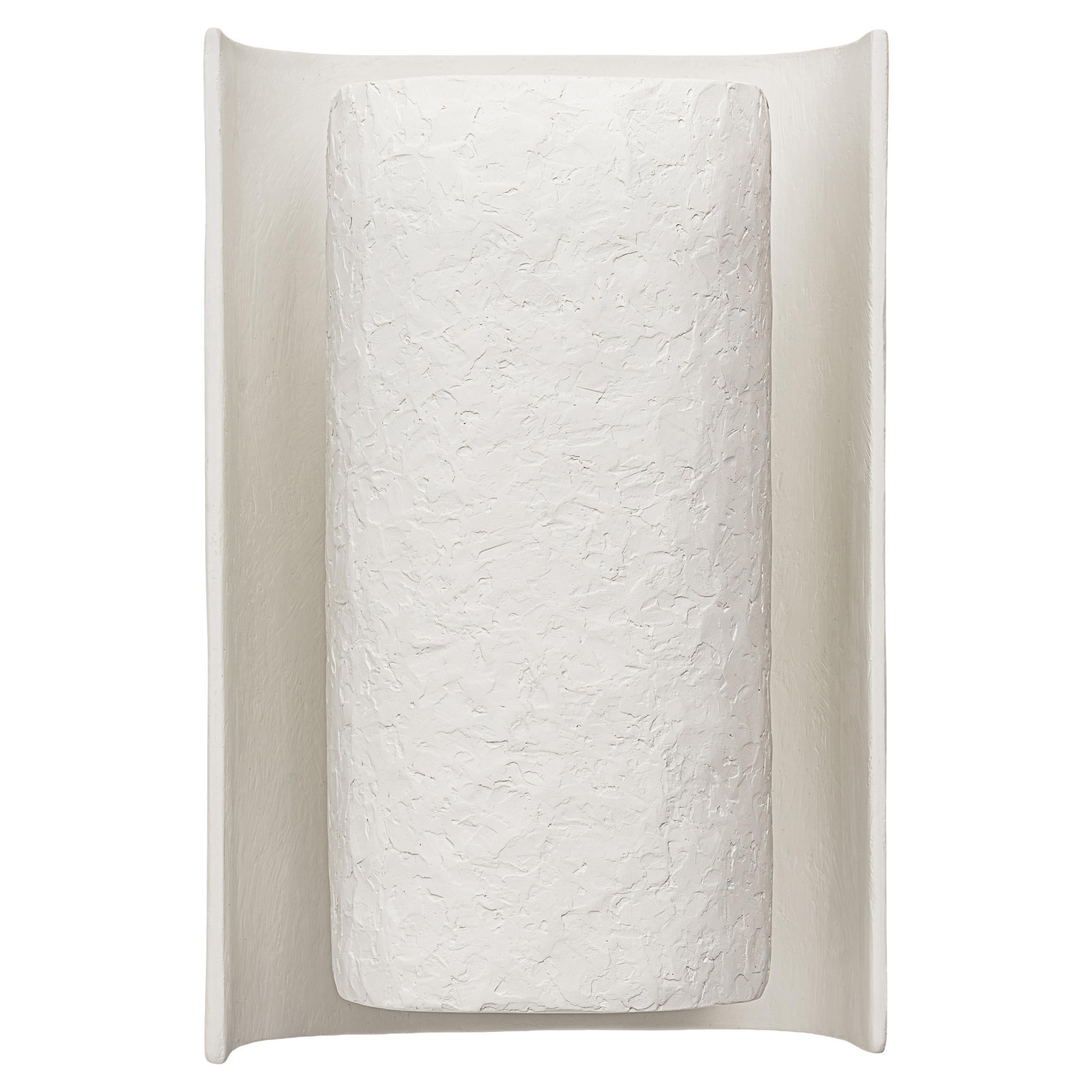 Contemporary “Galba III” Wall Sconce in White Plaster with Knifed Finish im Angebot