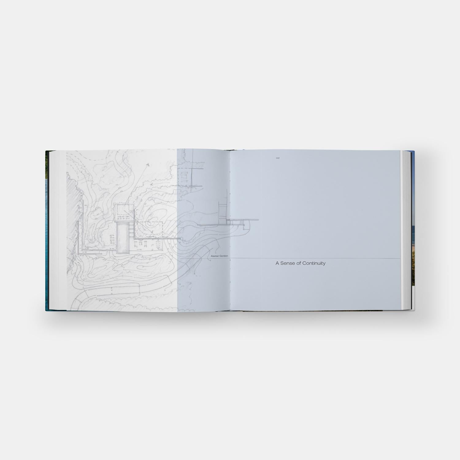 Première monographie à présenter le travail de LaGuardia Design Group, un cabinet d'architecture paysagère très réputé, spécialisé dans le design résidentiel contemporain dans les Hamptons.

Avec ses bureaux à Water Mill, LaGuardia Design Group