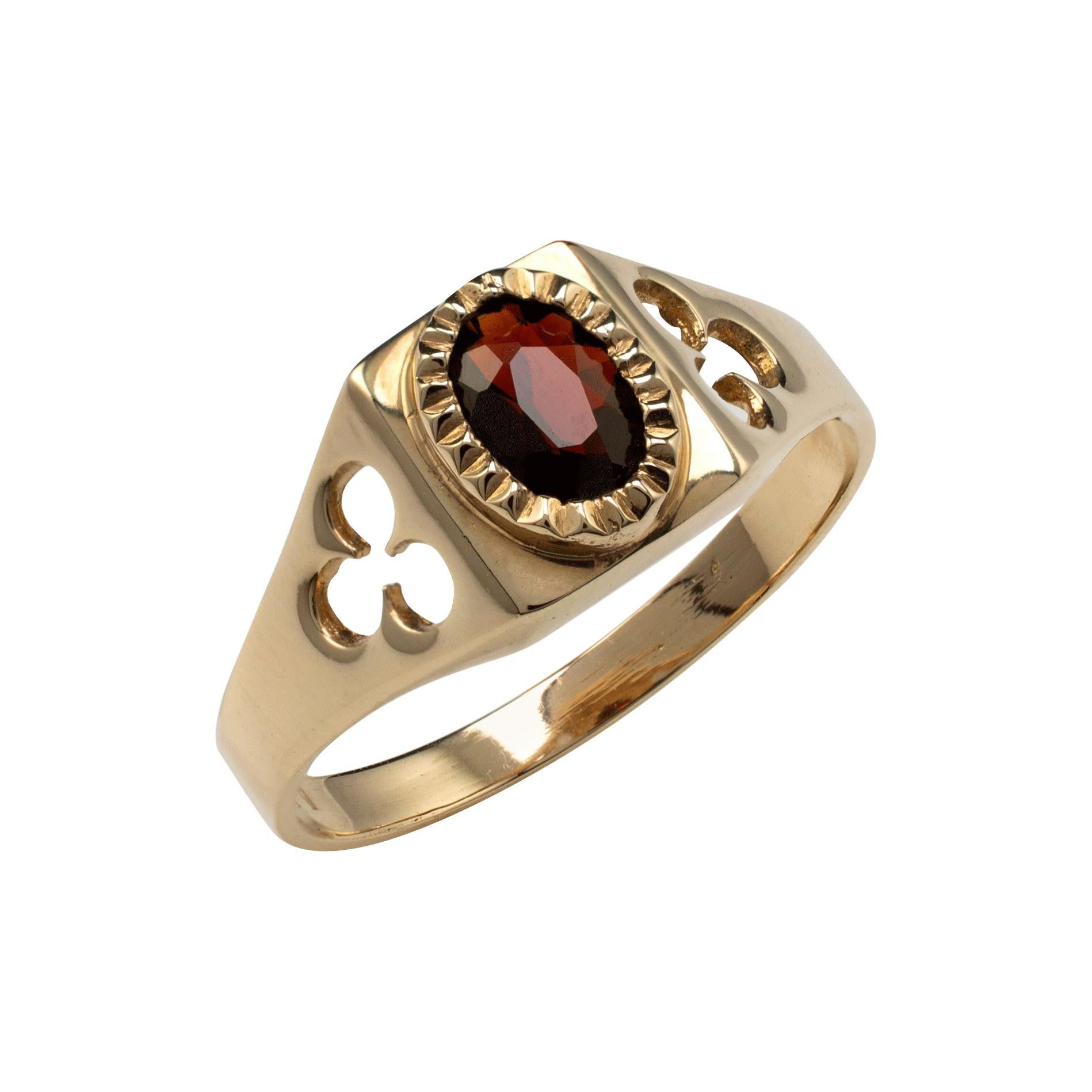 Garnet Solitaire Ring, UK Hallmarked Yellow Gold, Lucky Shamrock Design