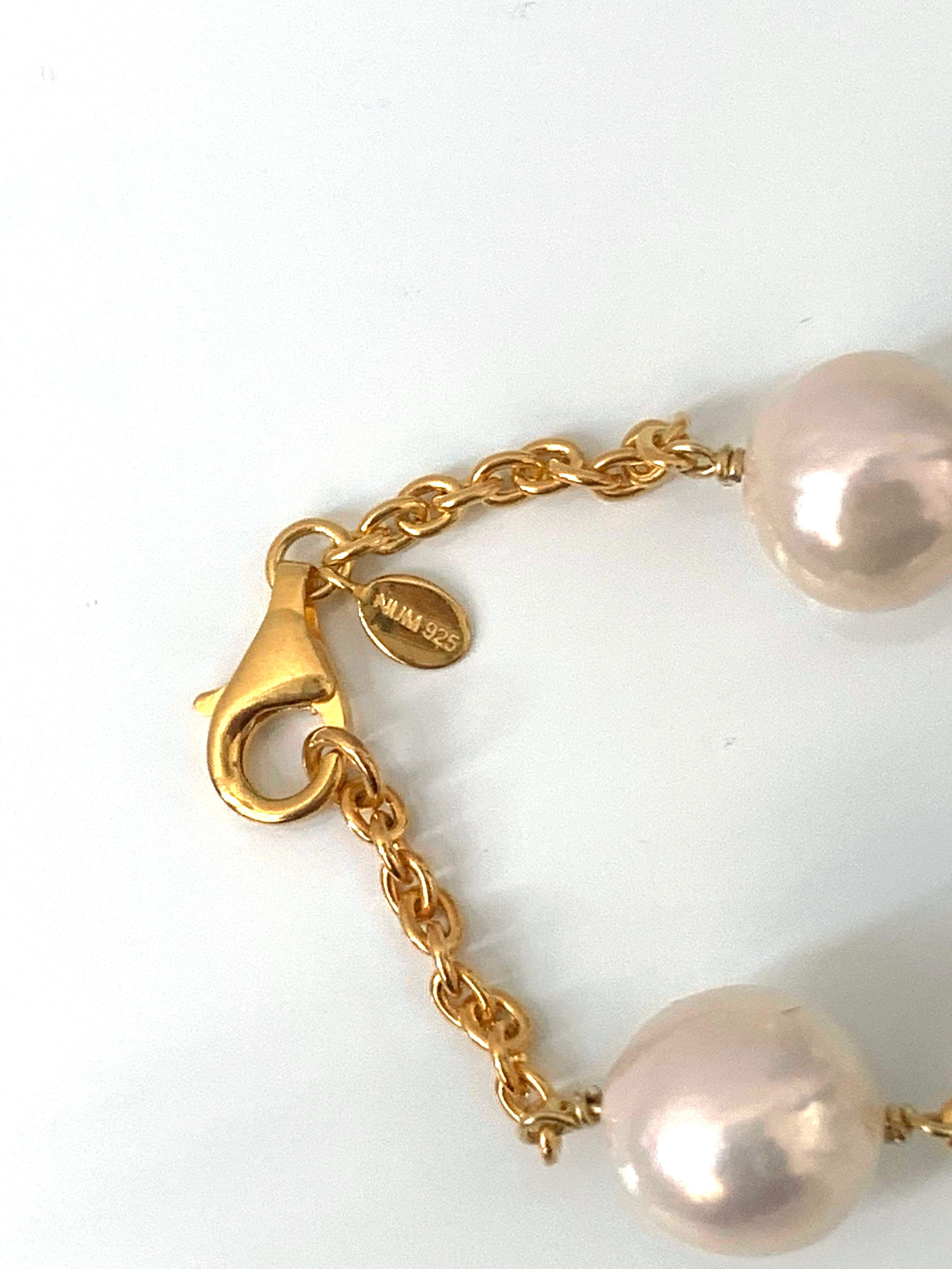 Collier satellite contemporain en rubis véritable et perles baroques de culture de 89 cm en vente 8