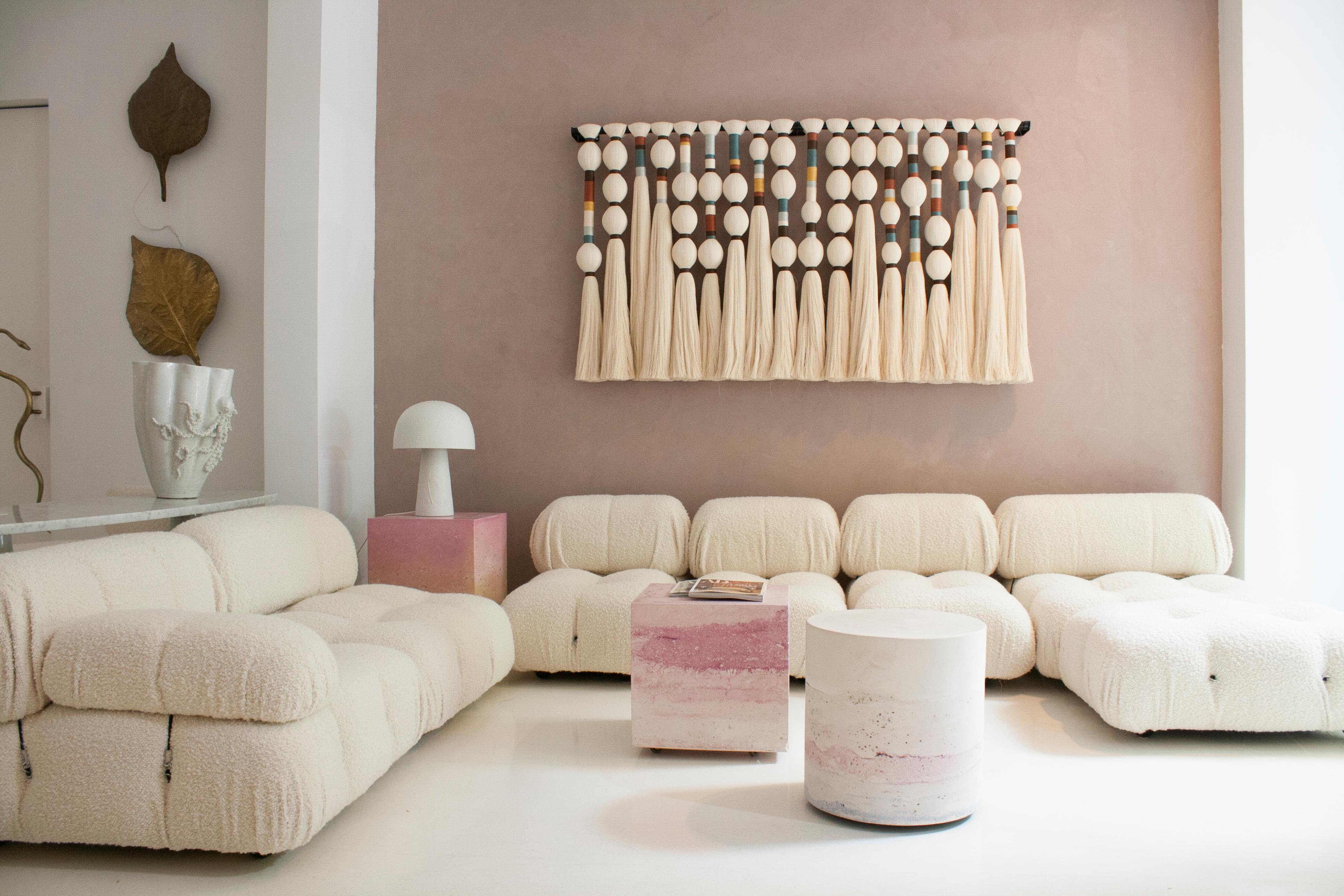 XXIe siècle et contemporain Contemporary Geometric Artisian Raw Cotton South American Sculpture/Tapestry (Sculpture/ Tapisserie contemporaine géométrique en coton brut) en vente