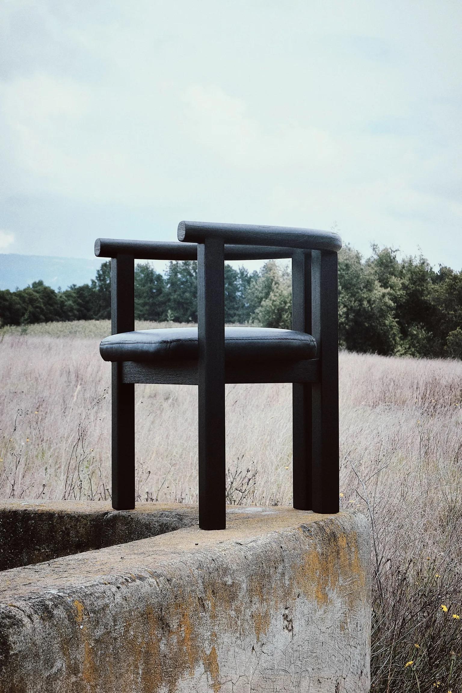 Zeitgenössischer geometrischer Stuhl ''Olta'' von Carmworks (Organische Moderne) im Angebot