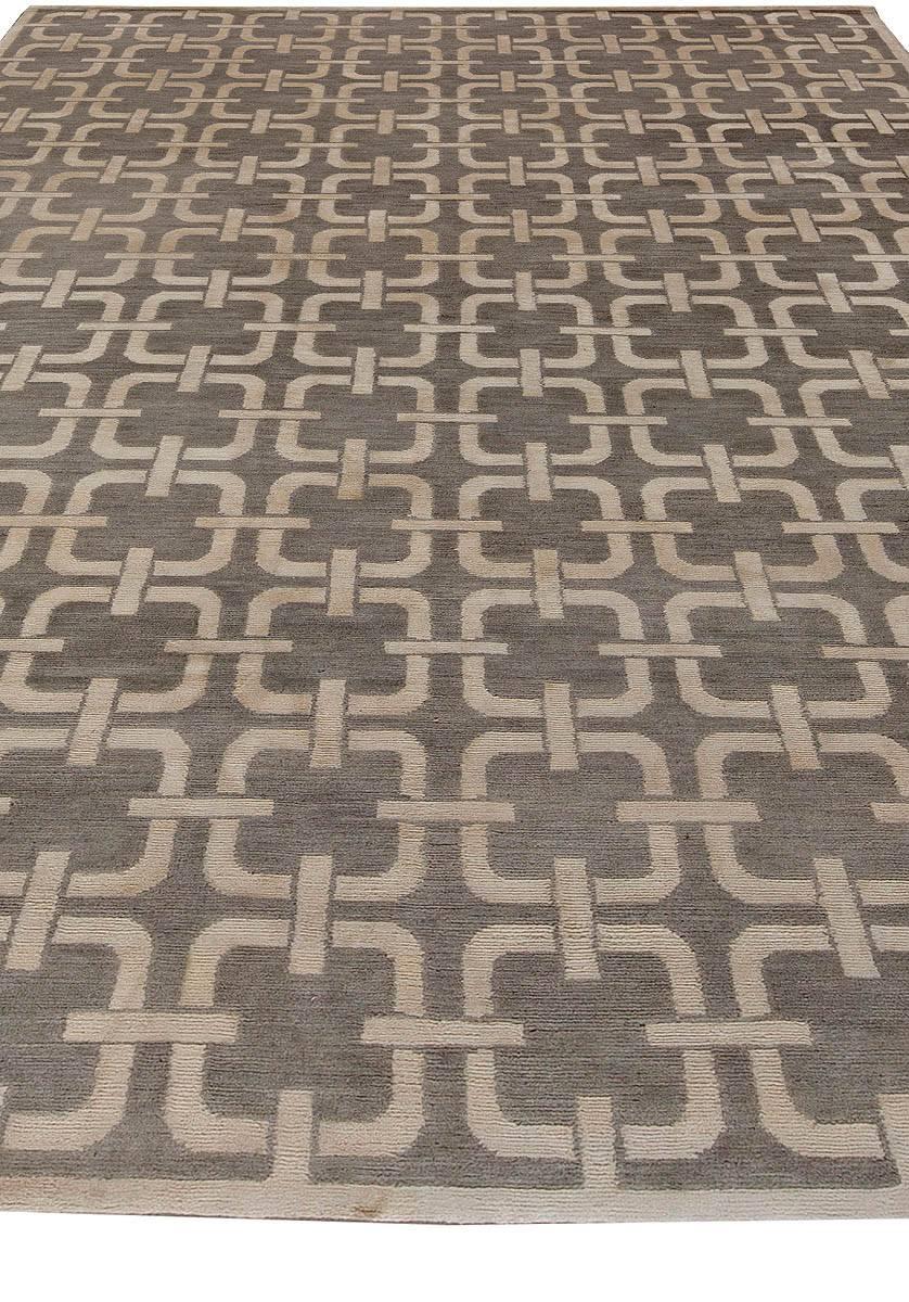 Indian Contemporary Geometric Design Gray and Beige Rug by Doris Leslie Blau For Sale
