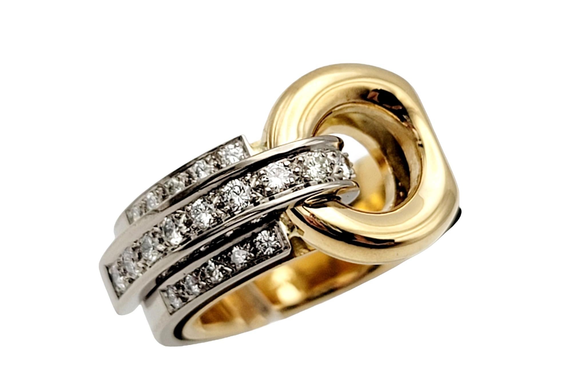 Contemporary Geometric Design Negative Space Asymmetric Band Ring mit Diamanten im Zustand „Gut“ in Scottsdale, AZ